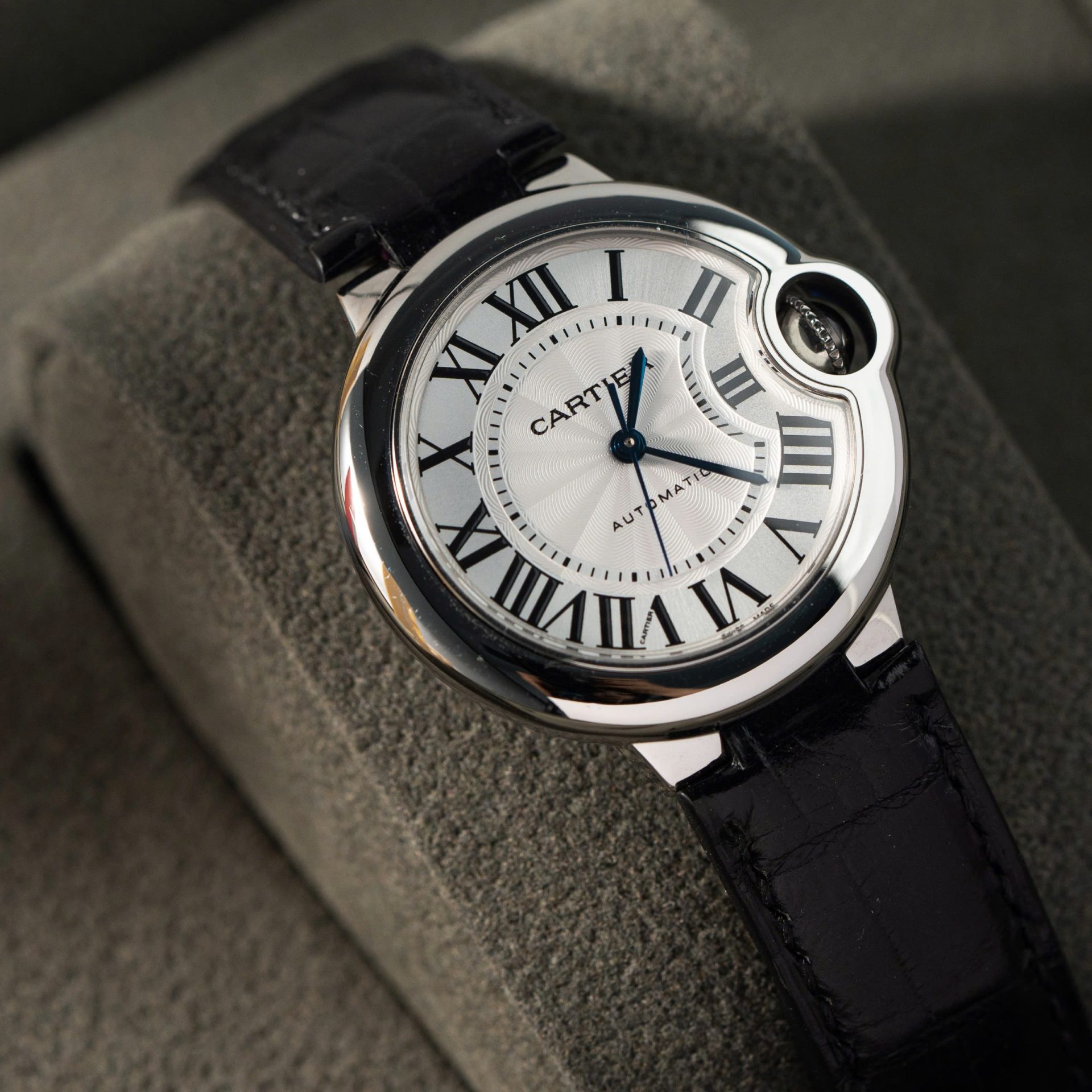 Cartier Ballon Bleu Replica 1:1 Watch White Dial Leather Strap 36mm - Elite Watch Atelier