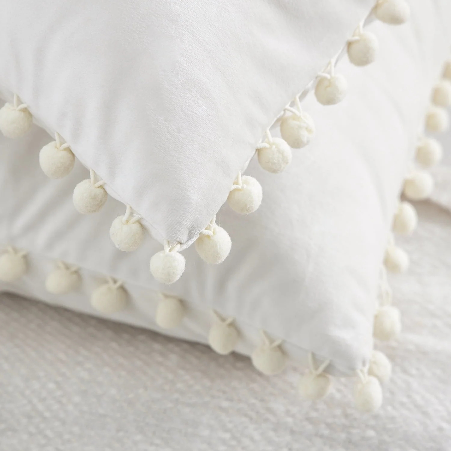 Phantoscope Throw Pillow with Insert，Silky Velvet Series Pom Pom Decorative pillow, 18
