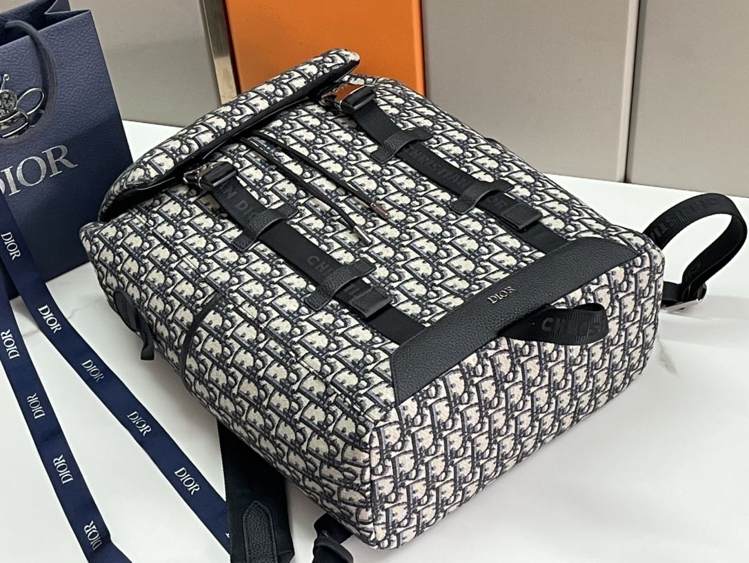 Explorer Backpack Beige/White/Black For Women‎ 16.5 in/ 42.5 cm CD 1ESBA152YKY_H27E1:1High-quality replica