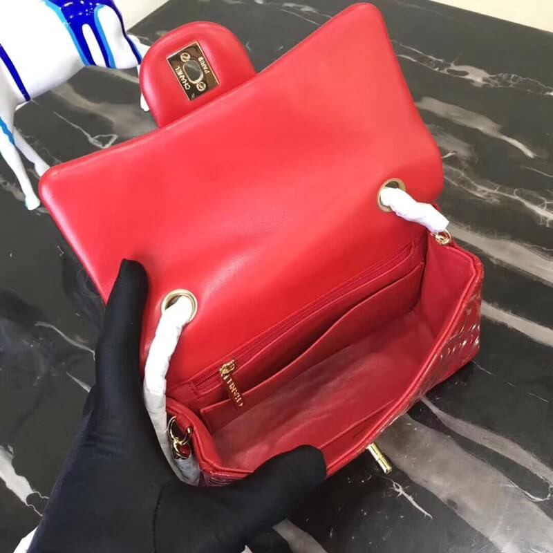 Replica Chanel Pantent Leather 20Cm Classic Flap Bag 11161:1High-quality replica