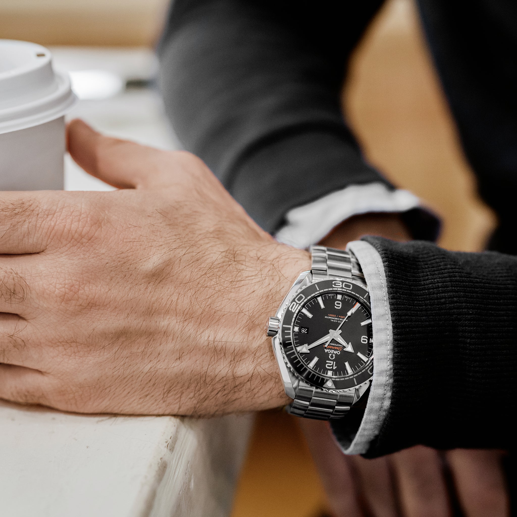 Seamaster Planet Ocean 600M Co-Axial Master Chronometer 43.5mm Black Dial On Bracelet(1:1 replica) - Elite Watch Atelier