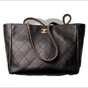 Chanel 19 Shopping Bag Shiny Lambskin Black – CB0101:1High-quality replica