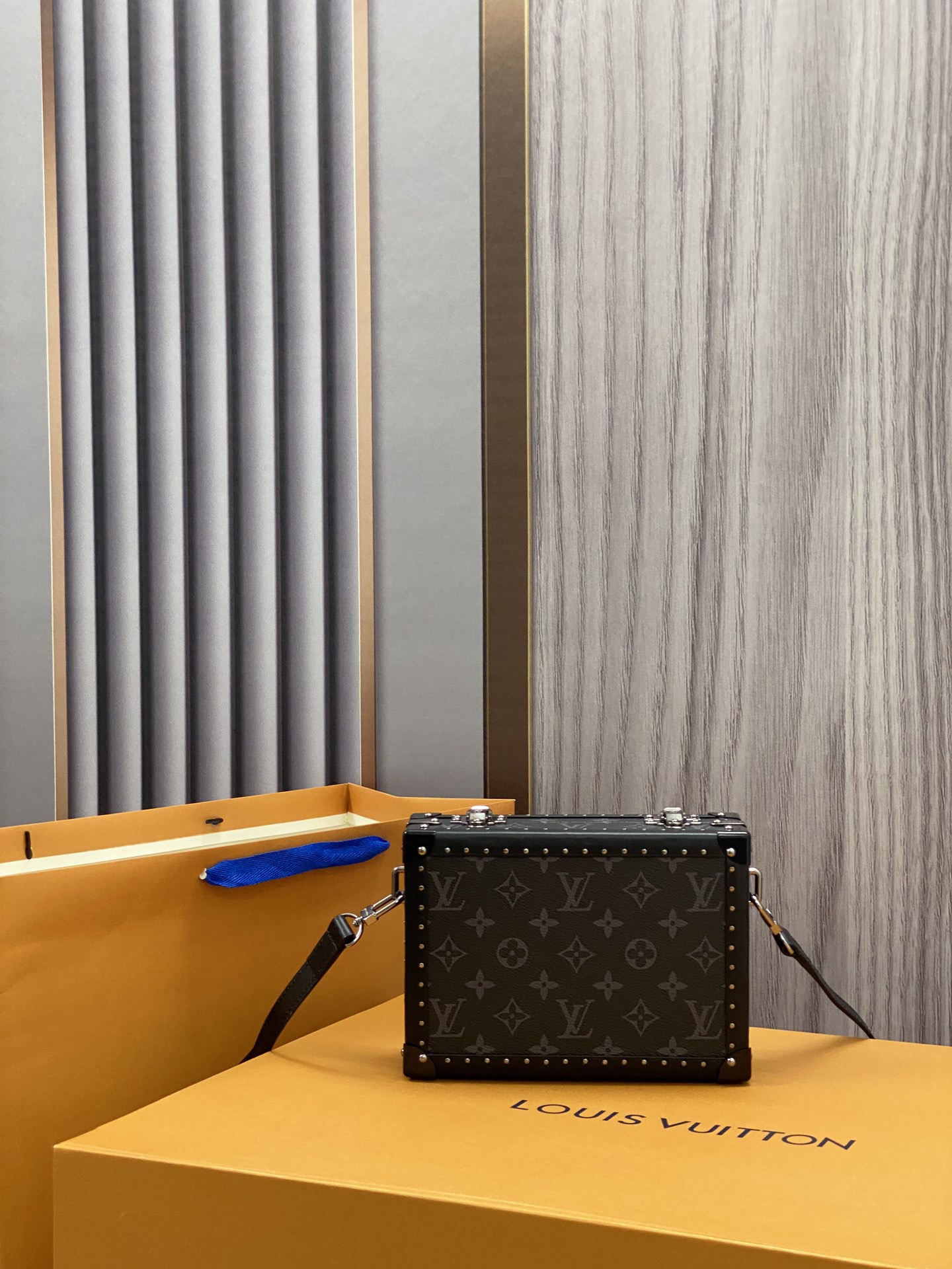 Louis Vuitton Clutch Box M202511:1High-quality replica