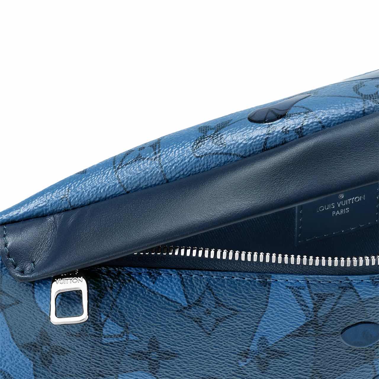 Discovery Bumbag M225761:1High-quality replica