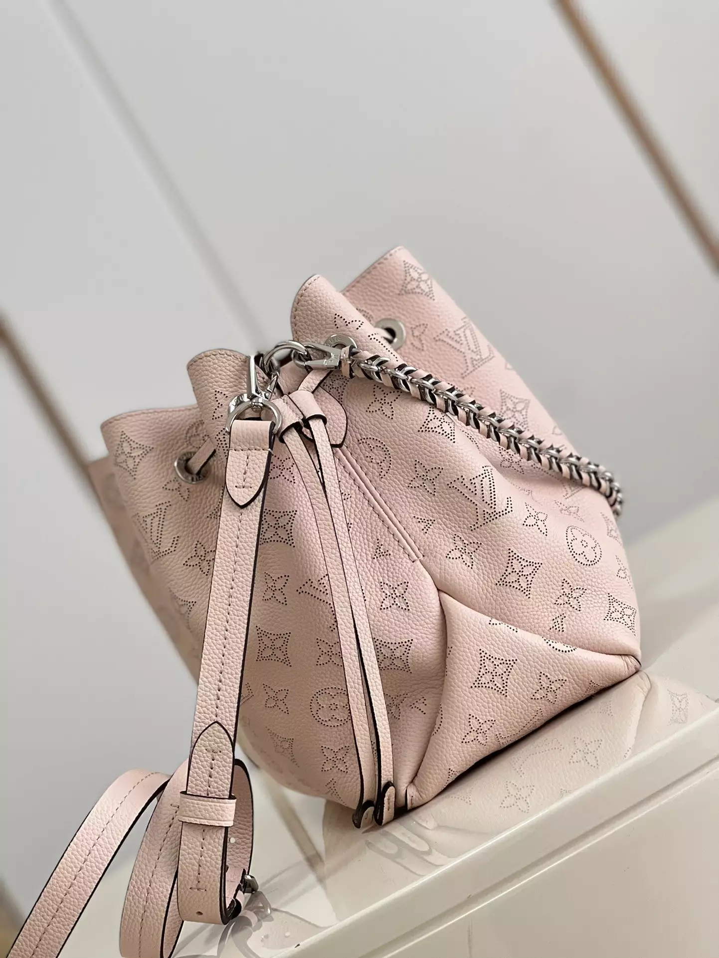 Bella Tote Pink Beige Mahina Calfskin1:1High-quality replica