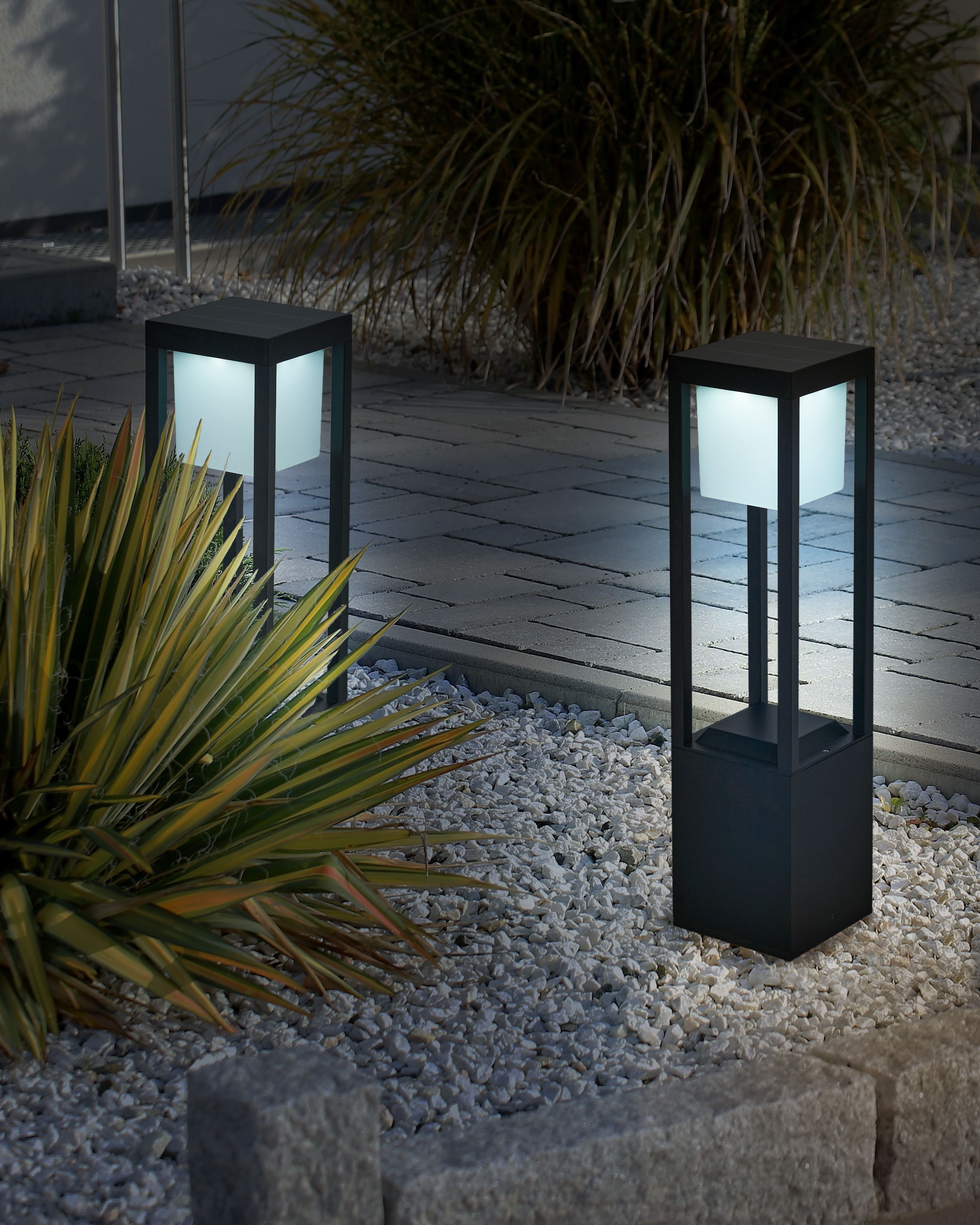 Solar Outdoor LED Bollard Lamp LOON Black