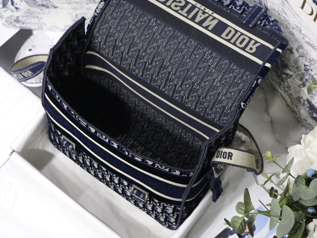 Camp Bag Oblique Embroidery Blue/Grey For Women‎ 11in/ 28cm CD1:1High-quality replica