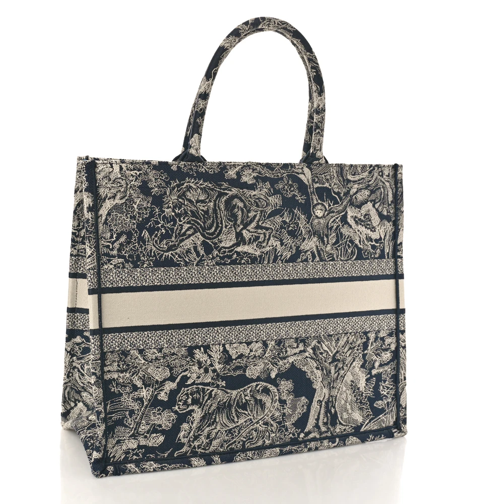 Mirror Quality Replica Dior Book Tote for the Style Enthusiast1:1High-quality replica