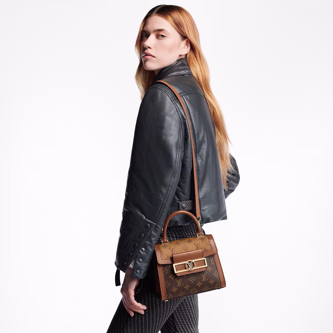 Dauphine Capitale M467511:1High-quality replica