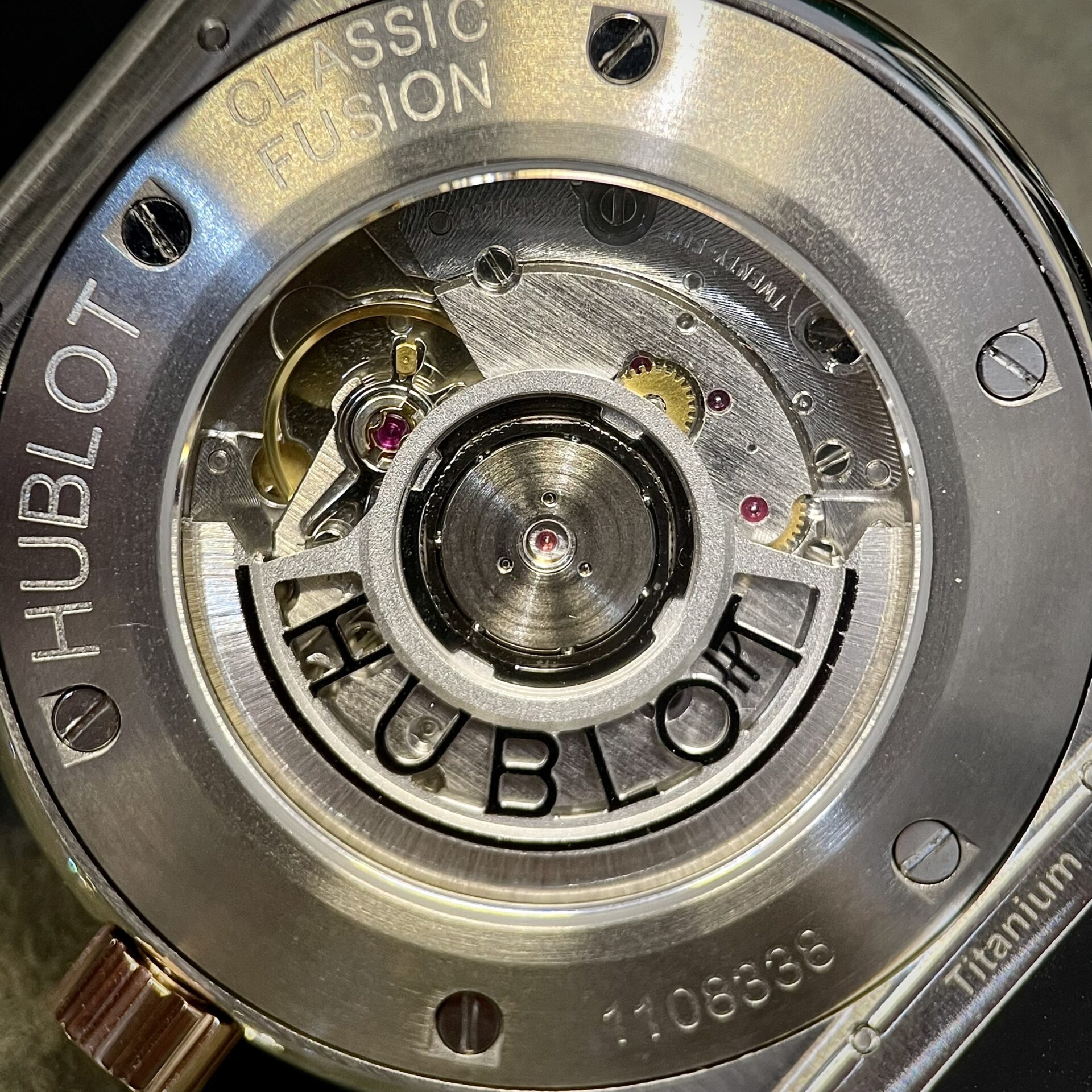 Hublot Replica Watch Demi With Moissanite Diamond Rubber Strap 42mm - Top club