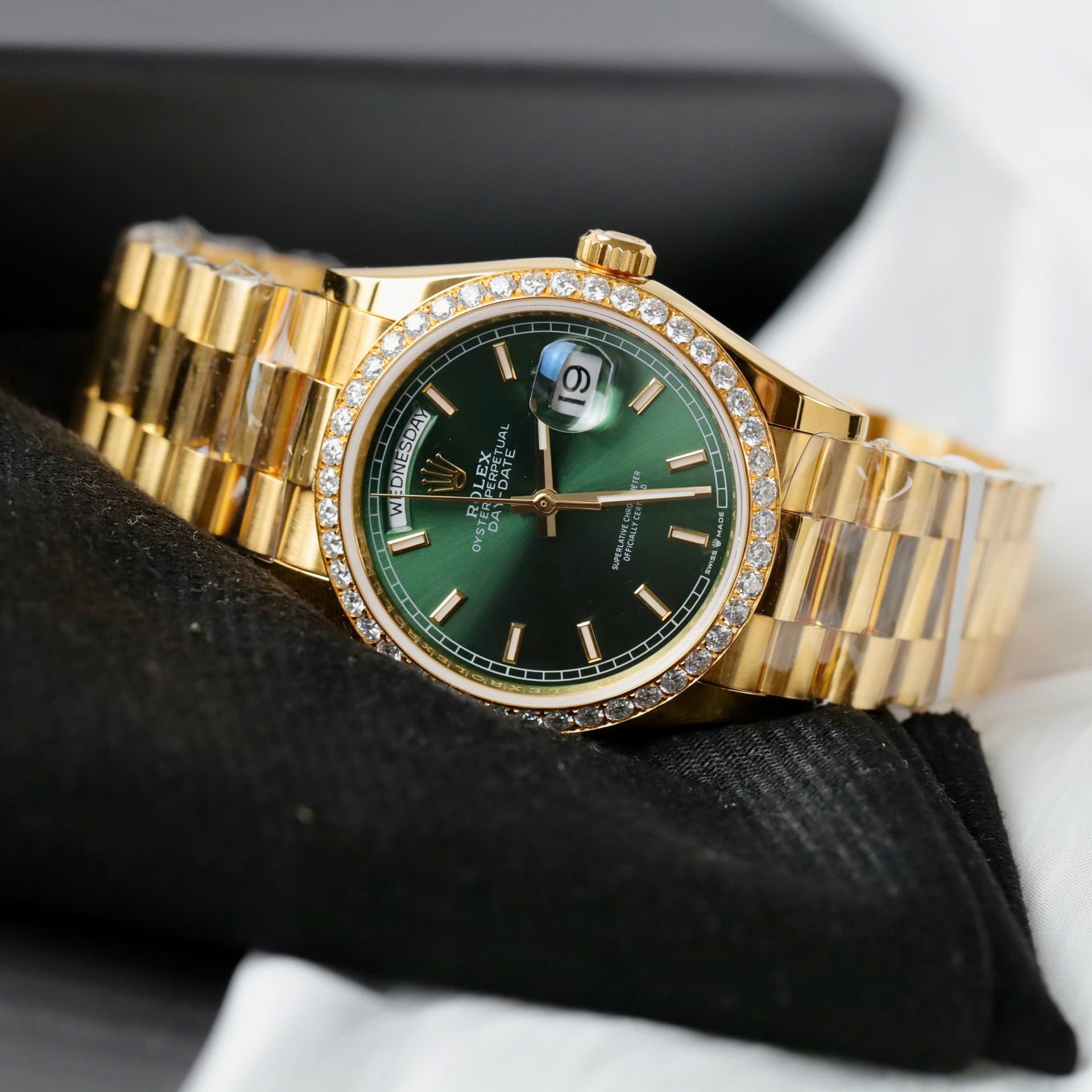 Rolex Day-Date Dial Green Replica Watch Gold Wrapped + Diamonds Moissanite Hong Kong 36mm - Elite Watch Atelier