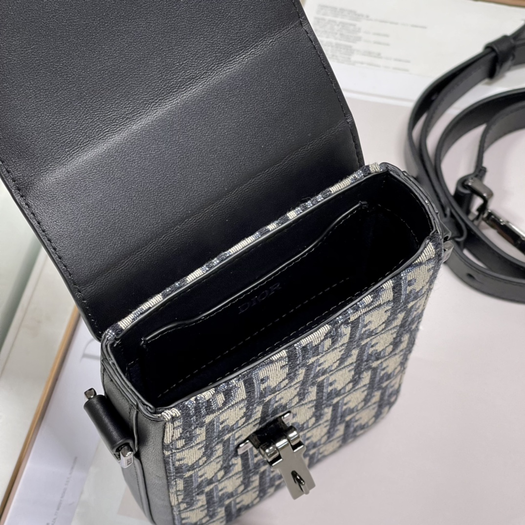 Saddle Vertical Pouch With Strap Beige/Black For Women 8.5in/22cm 2ADCA446YKS_H27E1:1High-quality replica