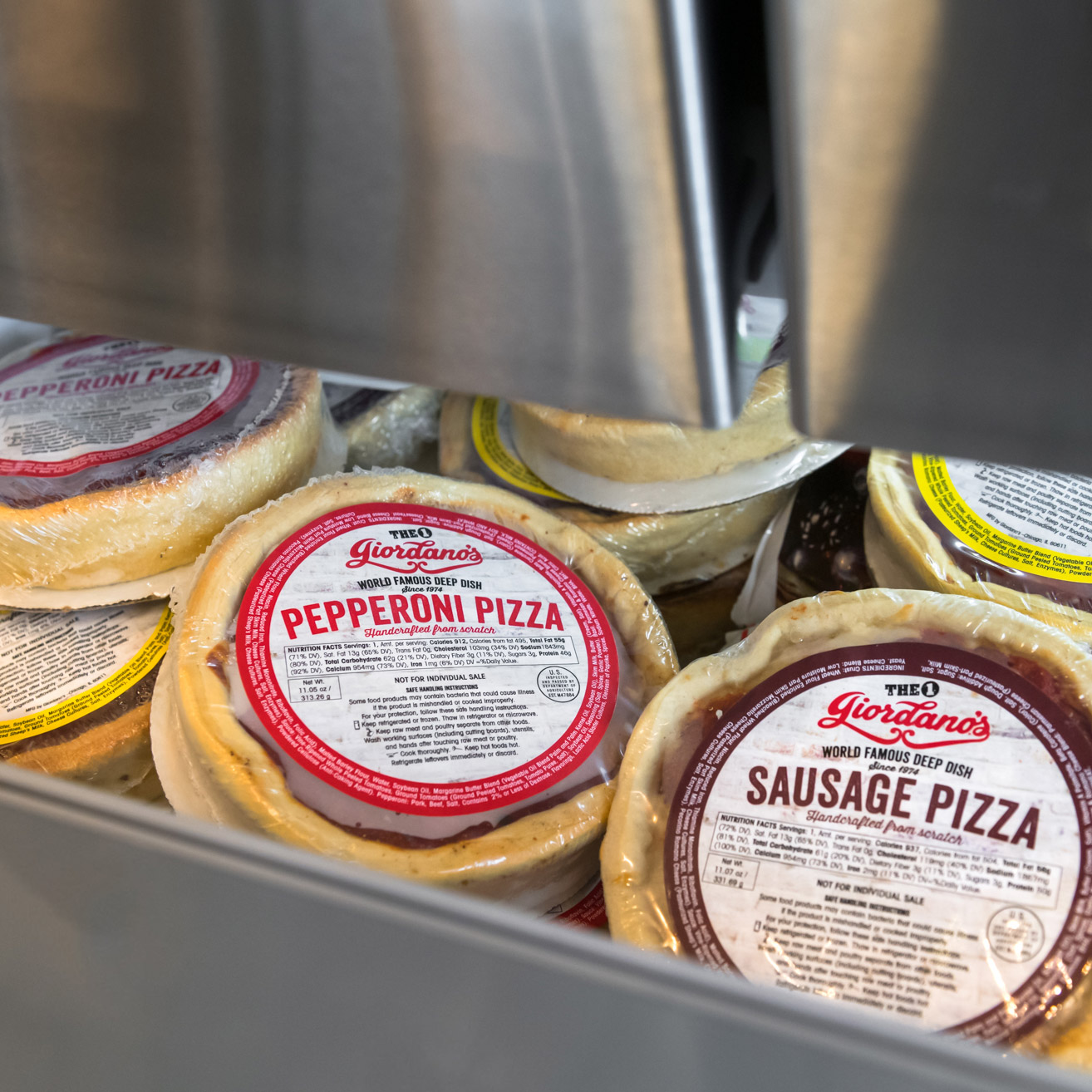 Giordano's Chicago Frozen Single-Serve Deep Dish Pizza Variety, 12 Pack - Image 8