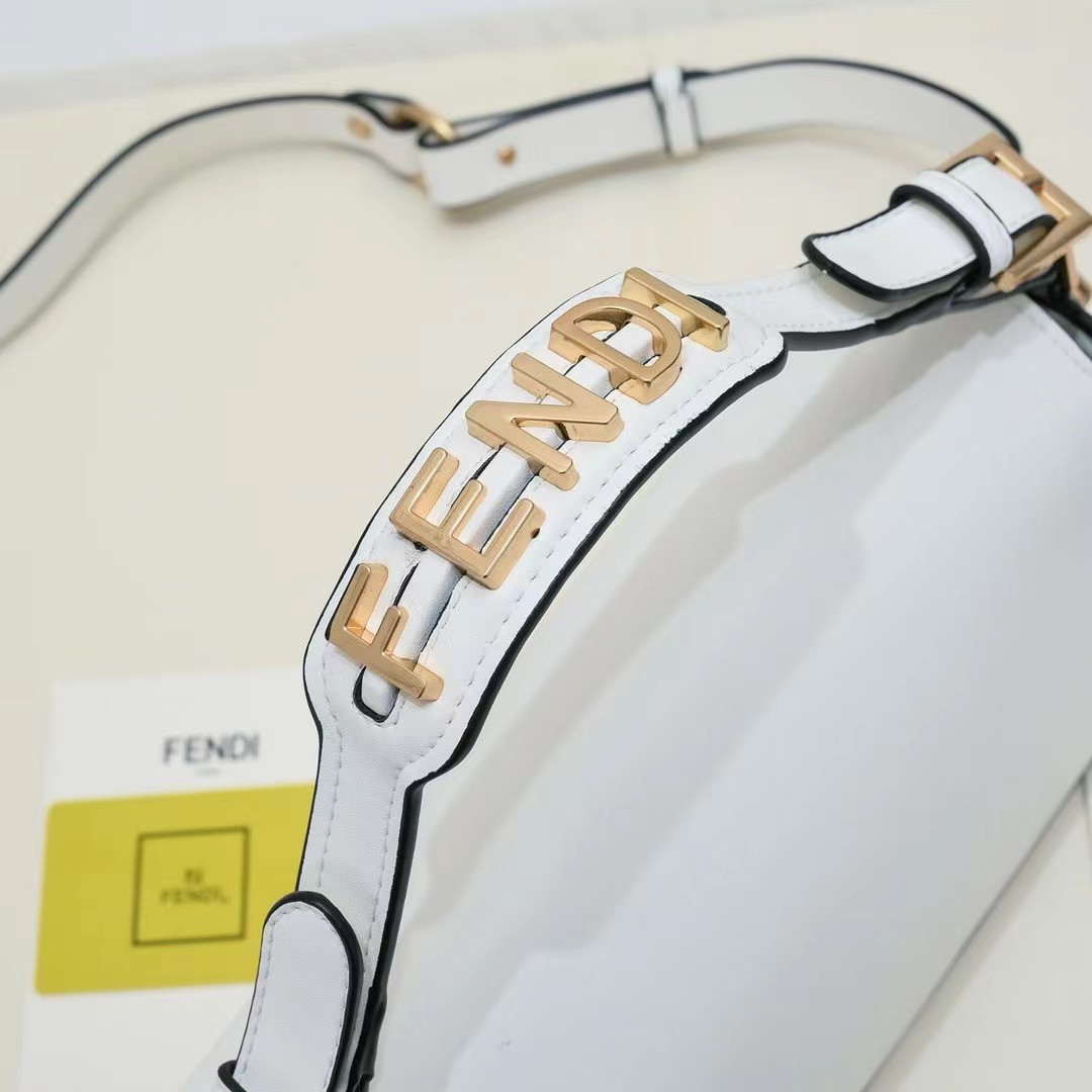 Fendi Ice white Selleria bag  Baguette - Replicaclubs