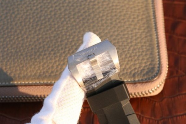 Replica Panerai PAM364 Titanium XF Black Rubber Strap P9000 - Top club