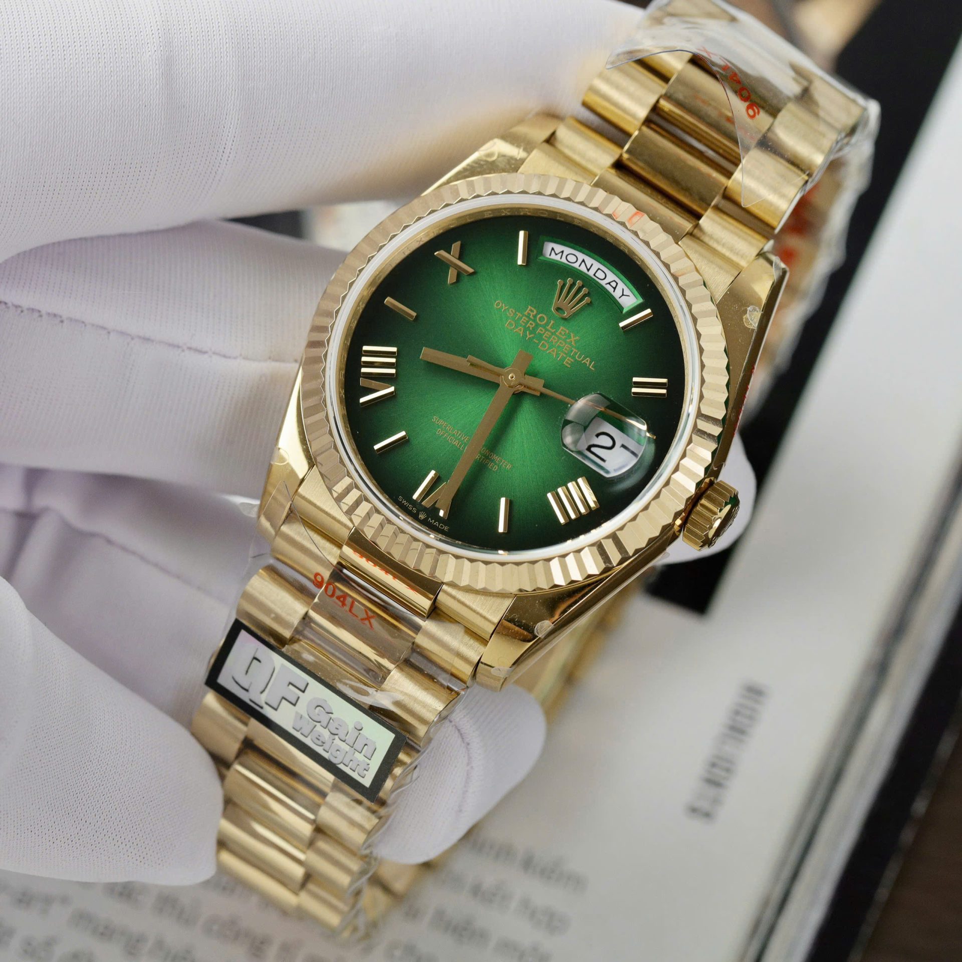 Rolex Day-Date 128238 Replica Watch Green Ombre Dial Weight 158gram QF 36mm - Top club