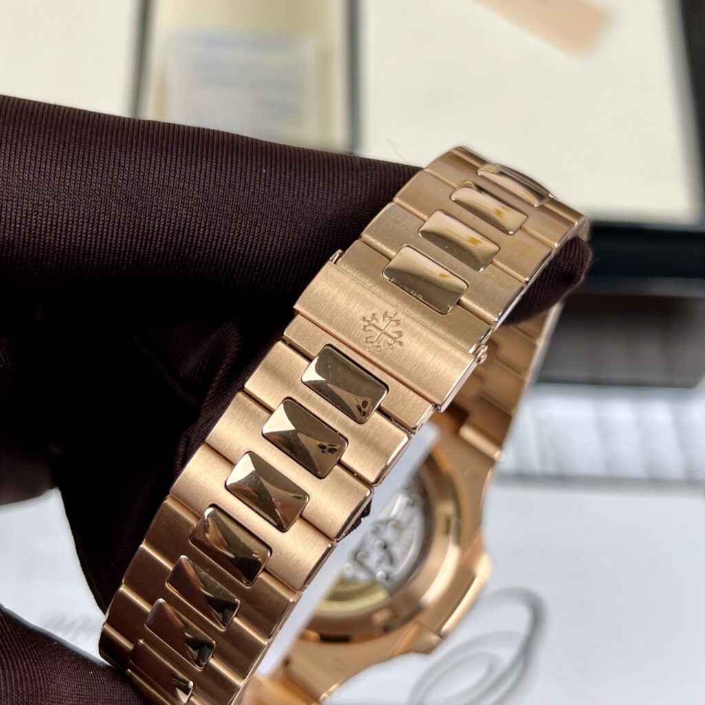 Patek Philippe Best Replica Watch Nautilus 5711 Gold Wrapped Brown Dial 3K Factory 40mm - Top club