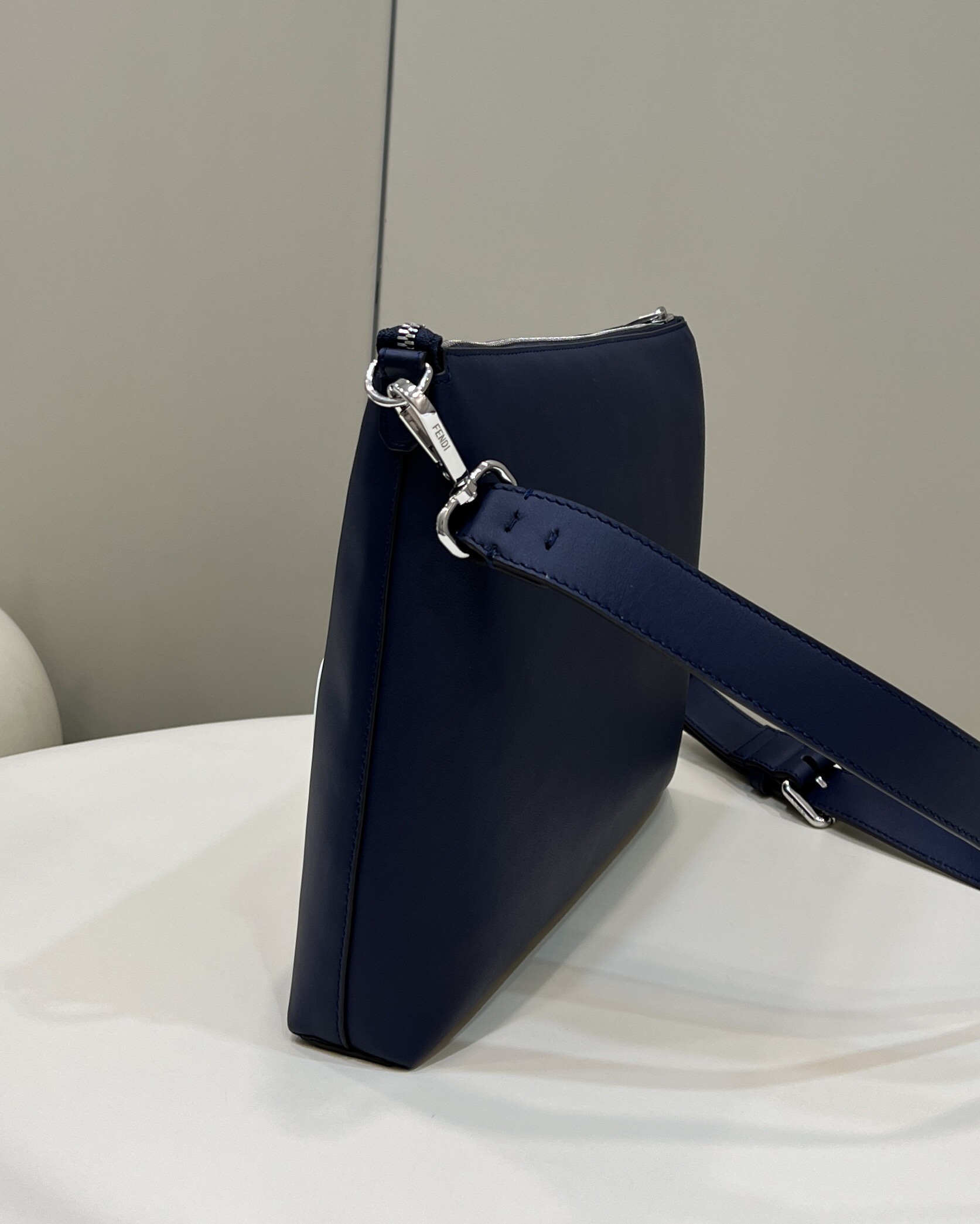 Fendi O'Lock Zipper - Replicaclubs