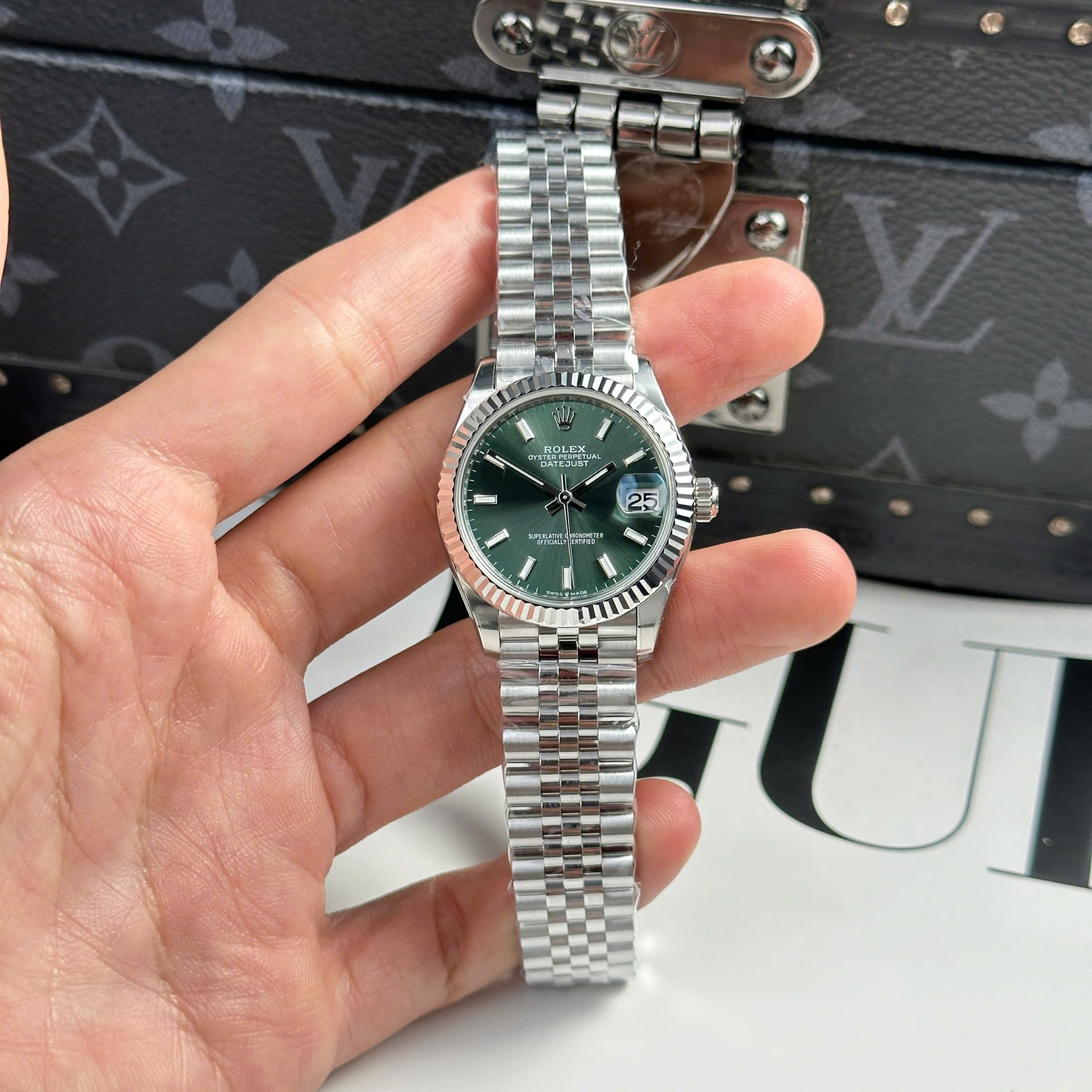 Rolex DateJust Replica Watch Dial Green Jubilee Strap THB Factory 31mm - Elite Watch Atelier