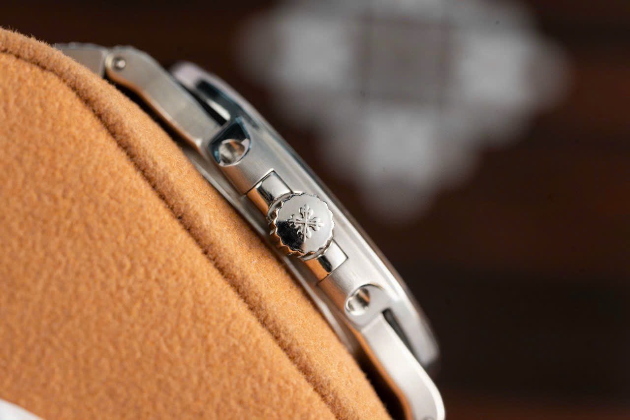 Patek Philippe Clone Watch Nautilus 5719 Full Diamonds Baguette 40mm - Top club