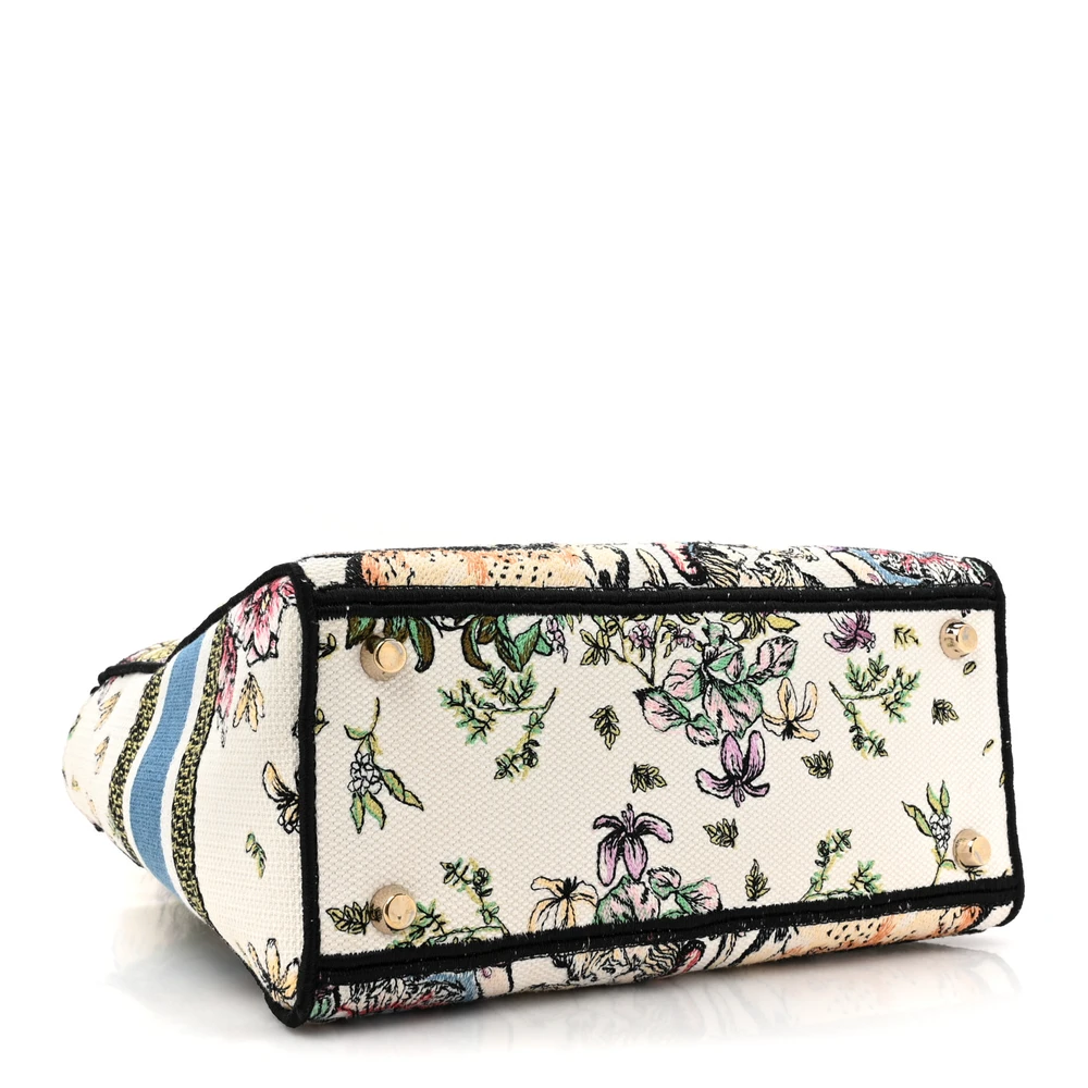 Dior Medium D-Constellation Replica – Luxury at Less1:1High-quality replica