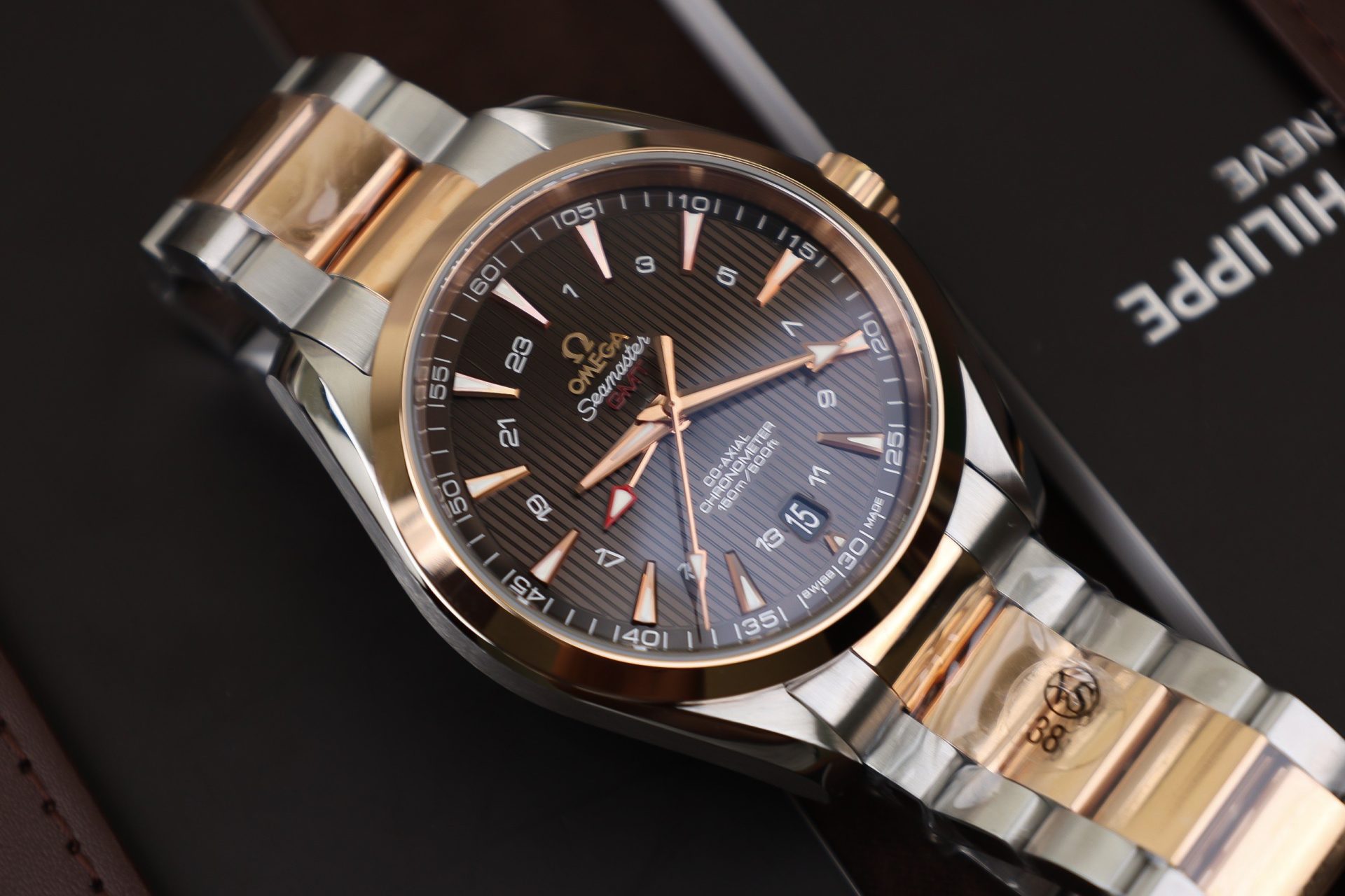 Omega Seamaster GMT Replica Watch Chocolate Dial VSF 41.5mm - Top club
