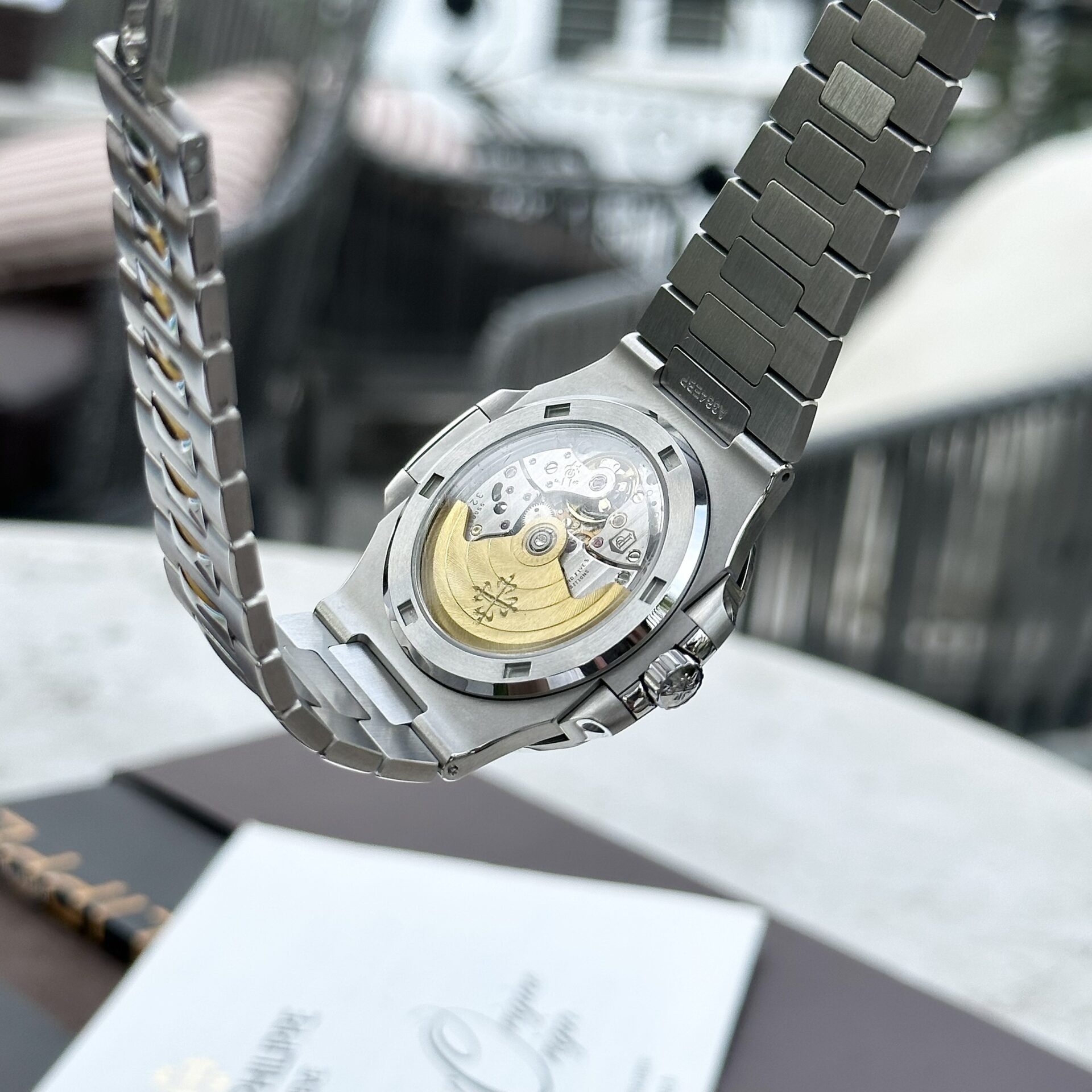 Patek Philippe Nautilus 5711 Rep 1:1 White Dial Luminous Markers Factory 3K 40mm - Top club