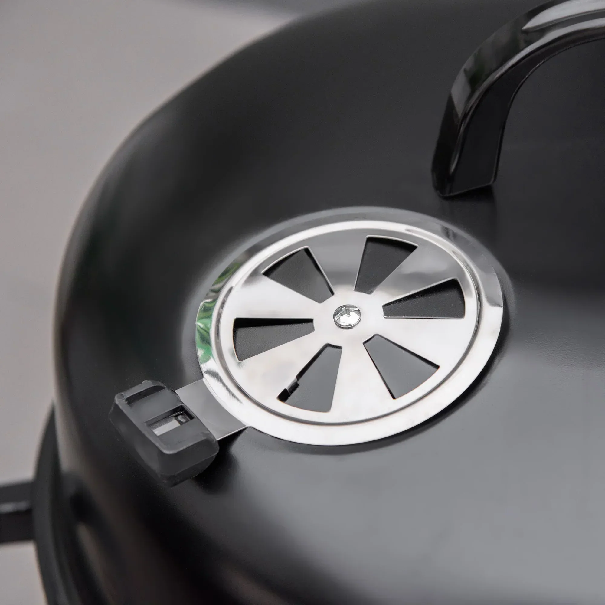 Outsunny 3-in-1 16in Round Charcoal BBQ Smoker Grill With 2 Cooking Areas And Thermometer - Black - Image 8 Outsunny 3-in-1 16in Round Charcoal BBQ Smoker Grill With 2 Cooking Areas And Thermometer - Black - Image 8