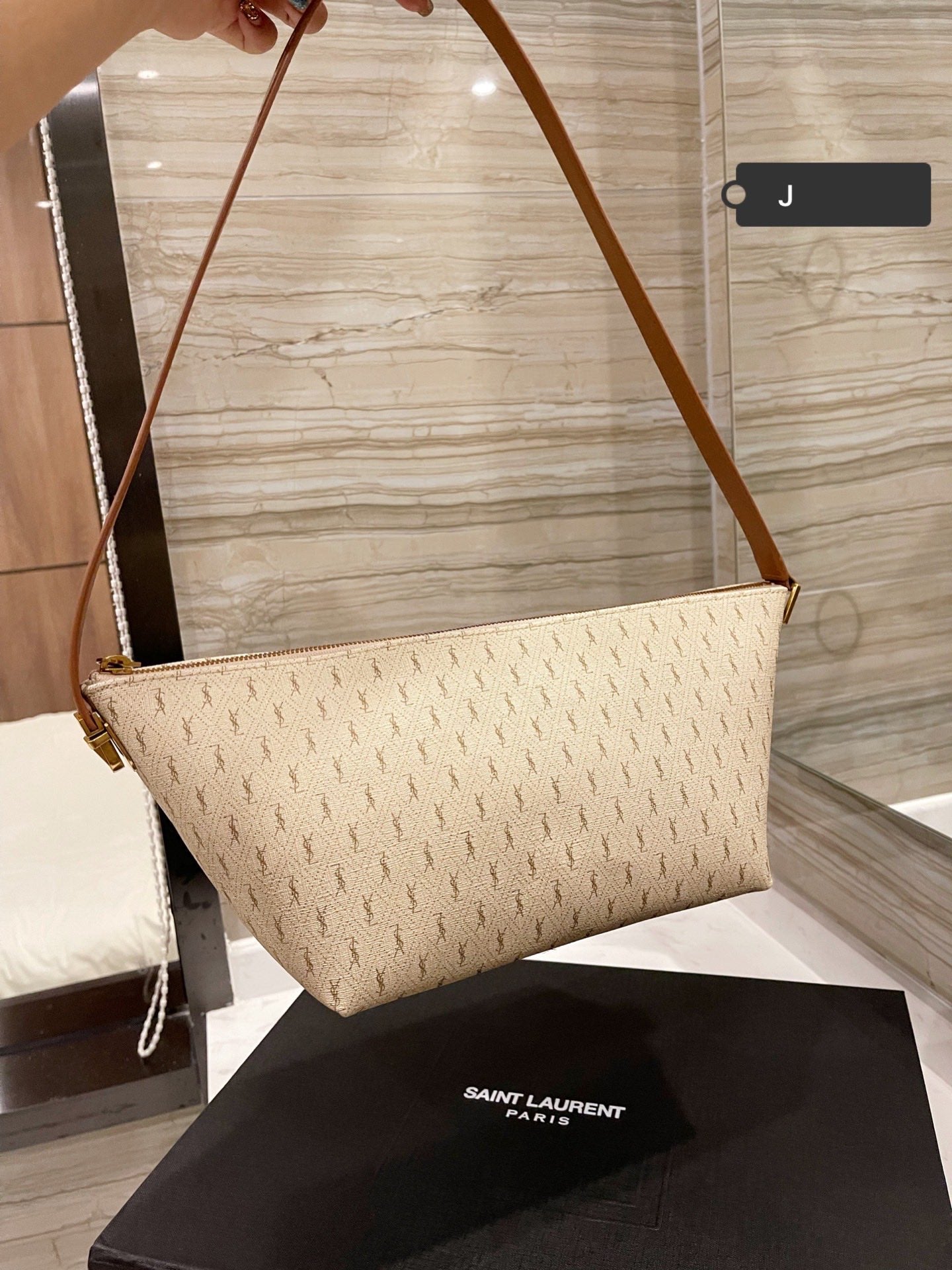 TO – Luxury Edition Bags SLY 1871:1High-quality replica