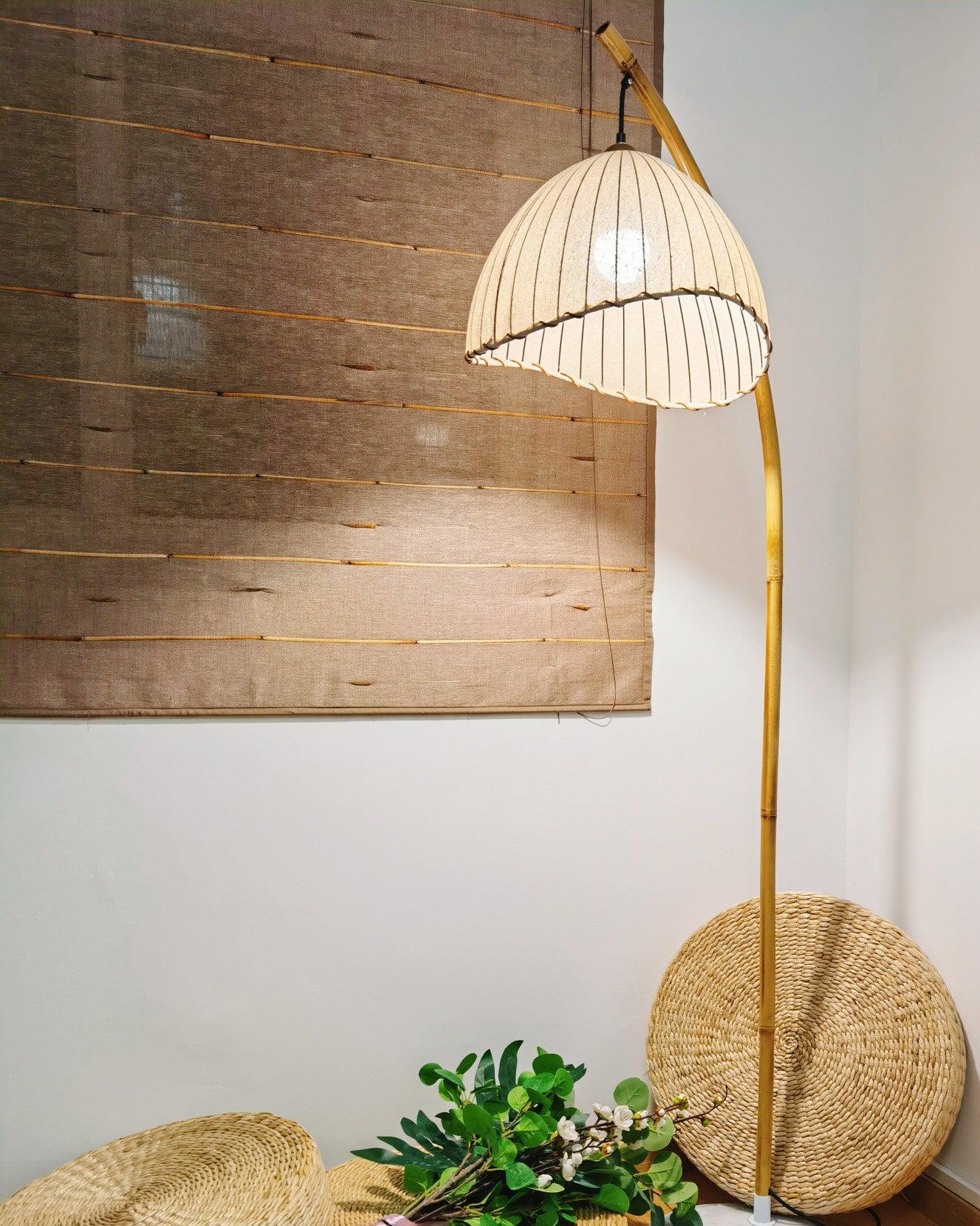 SakuraLicht | Bamboelamp met een Elegant Ontwerp