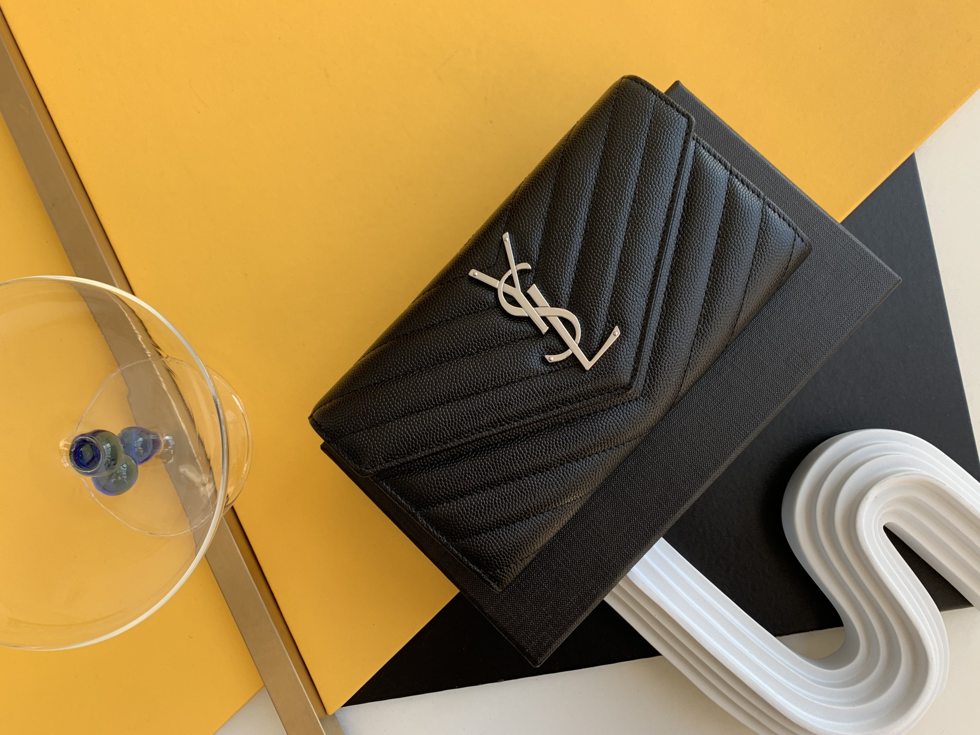 Saint Laurent MONOGRAMS PROMOTIONS