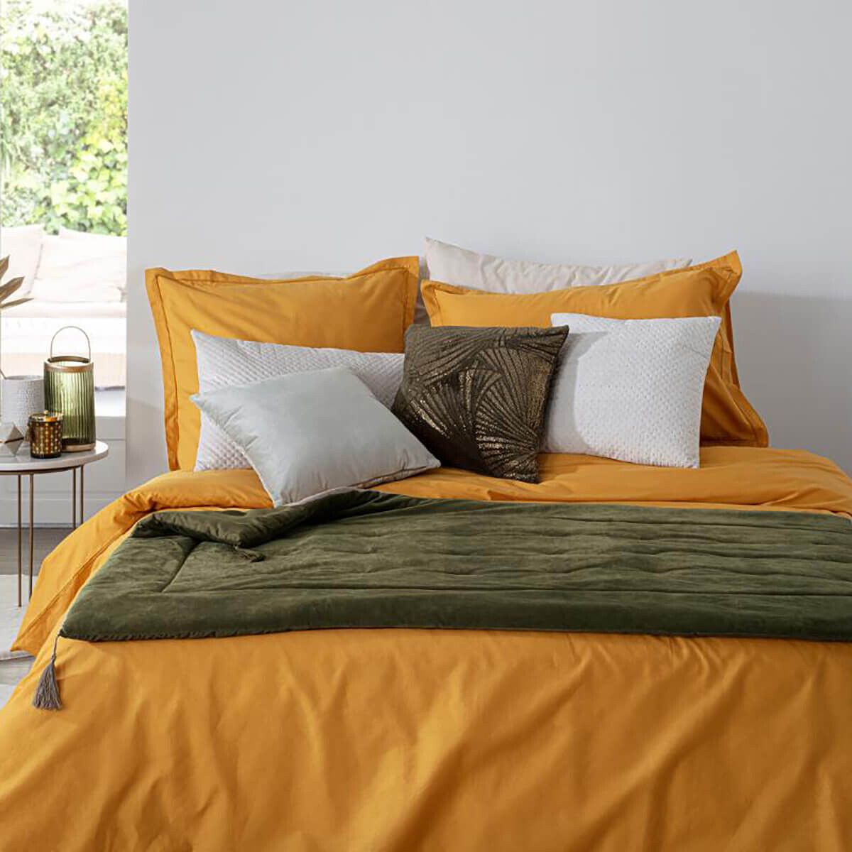 Quilt "Sonia", velvet Khaki green, 80x180 cm