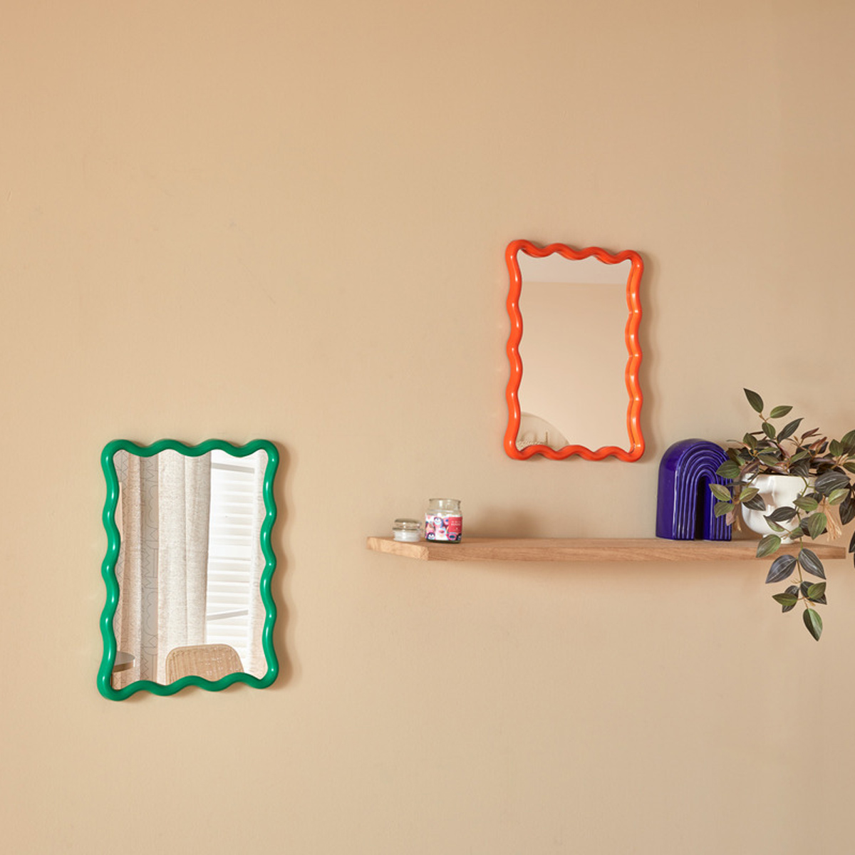 Wave mirror "Judy" Orange, 38x30 cm