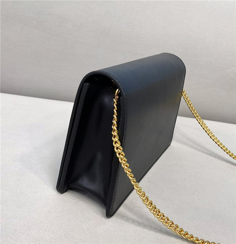 fendi chain wallet - Replicaclubs