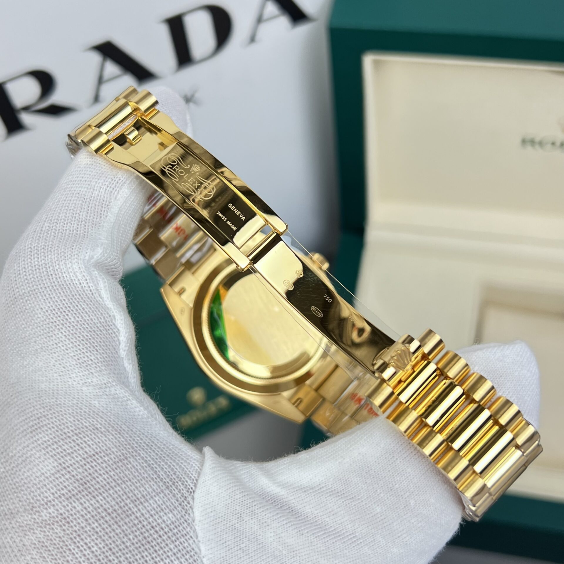 Rolex Day-Date Replica Watch 18K Gold Wrapped Black Dial With Diamond Bezel GM V2 40mm - Elite Watch Atelier