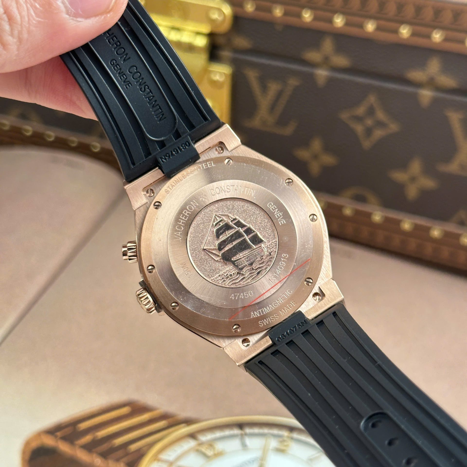 Vacheron Constantin Replica Watches Overseas Dual Time Rose Gold 47450 White Dial 9F Factory 42mm - Top club