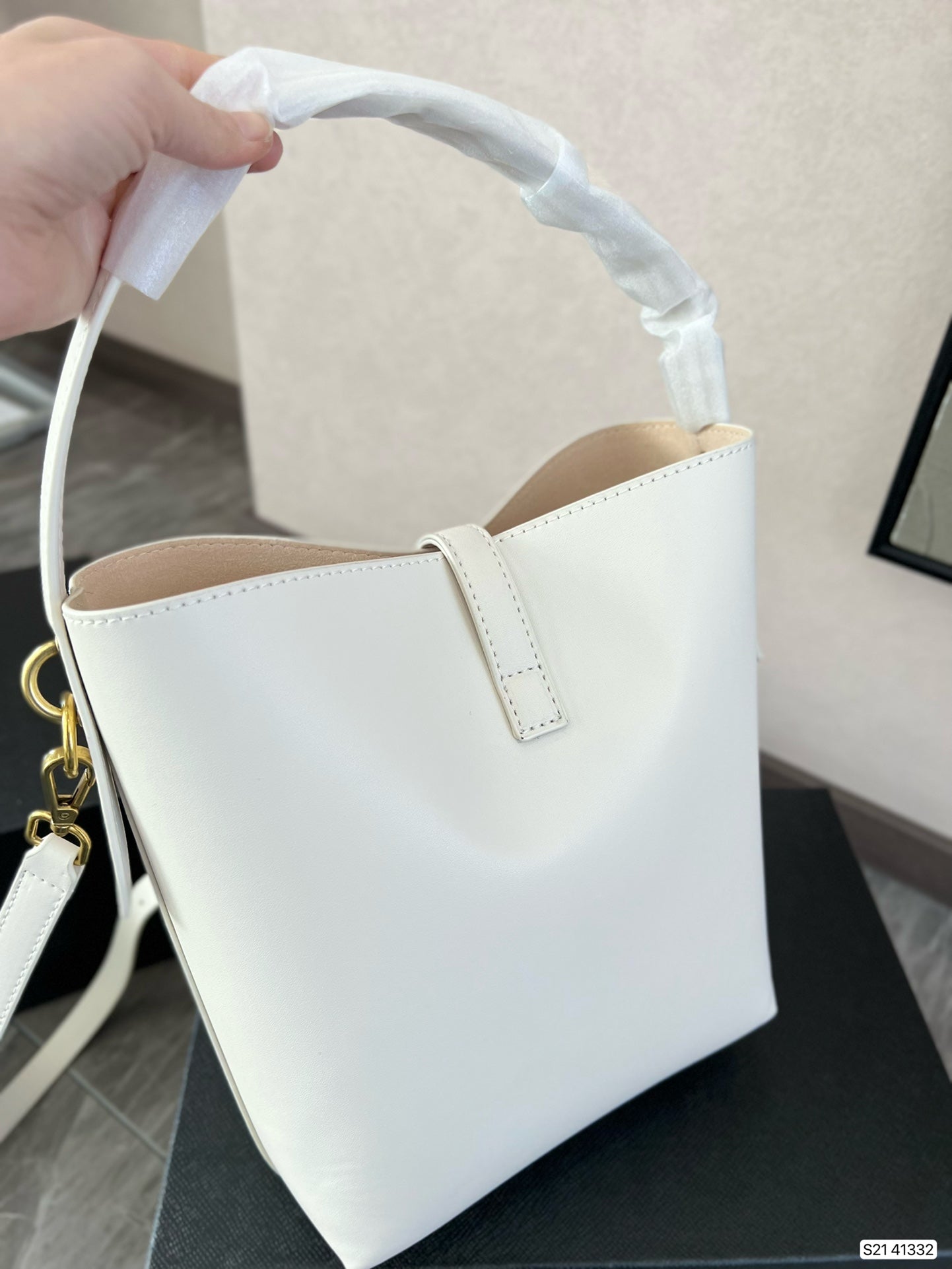TO – Luxury Bags SLY 2711:1High-quality replica
