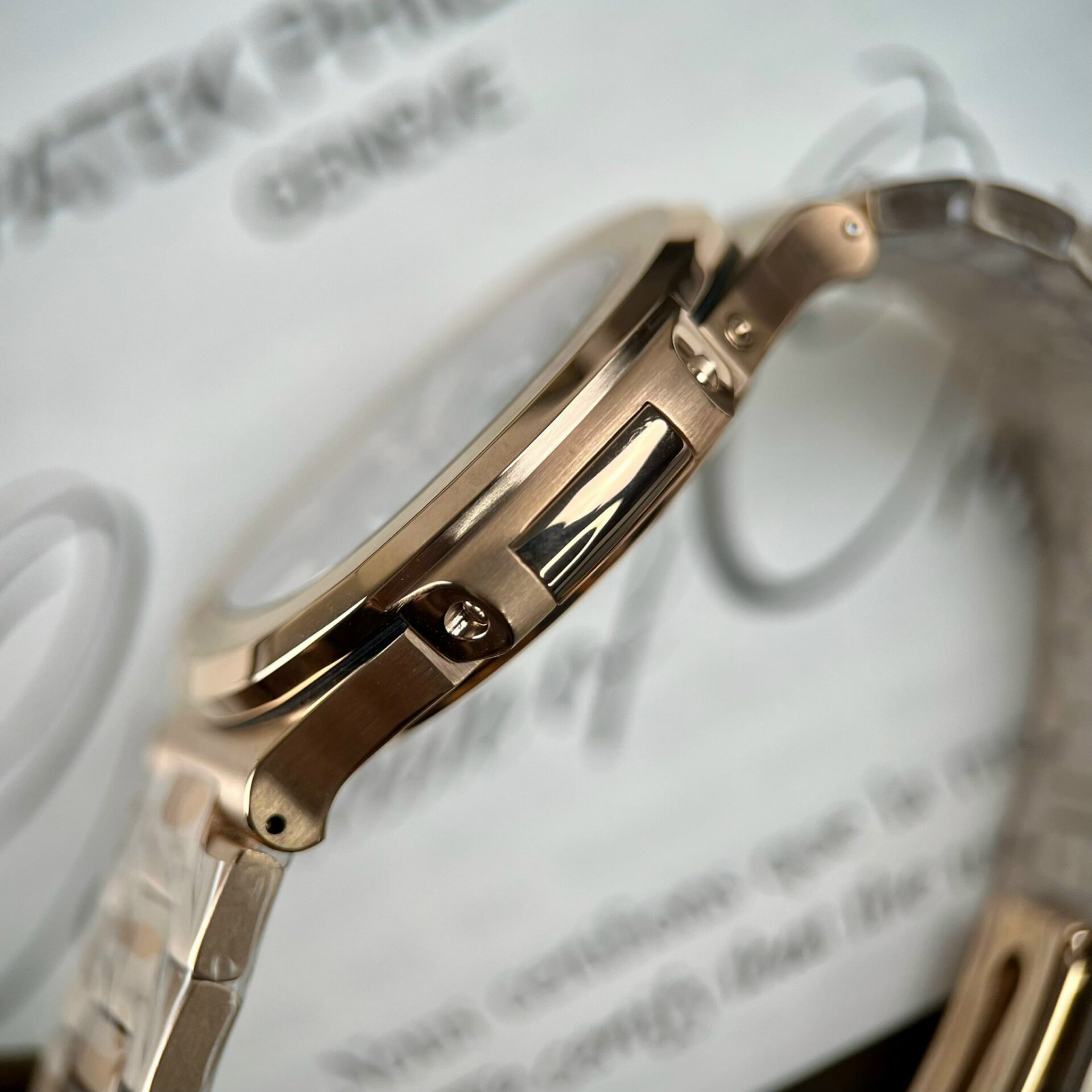 Patek Philippe Nautilus 5712 Chocolate Dial Gold Plated Replica 11 Watch GR 40mm - Top club