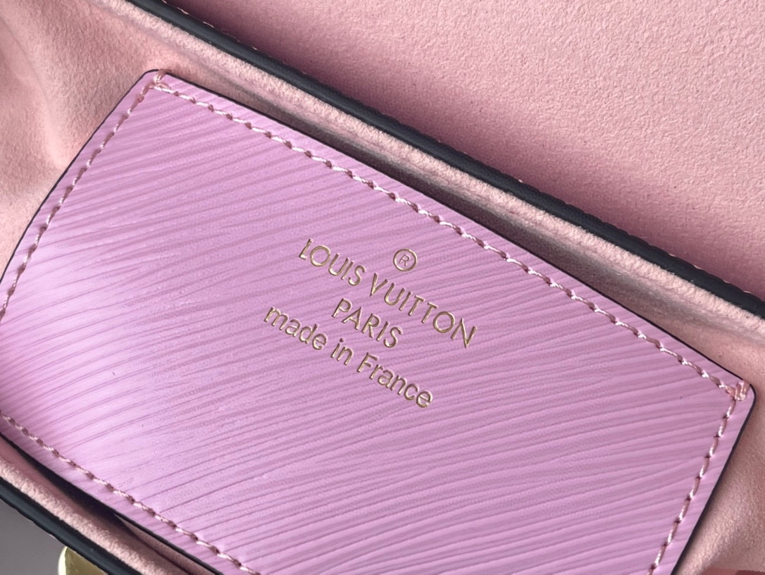 Louis Vuitton Twist MM M594051:1High-quality replica