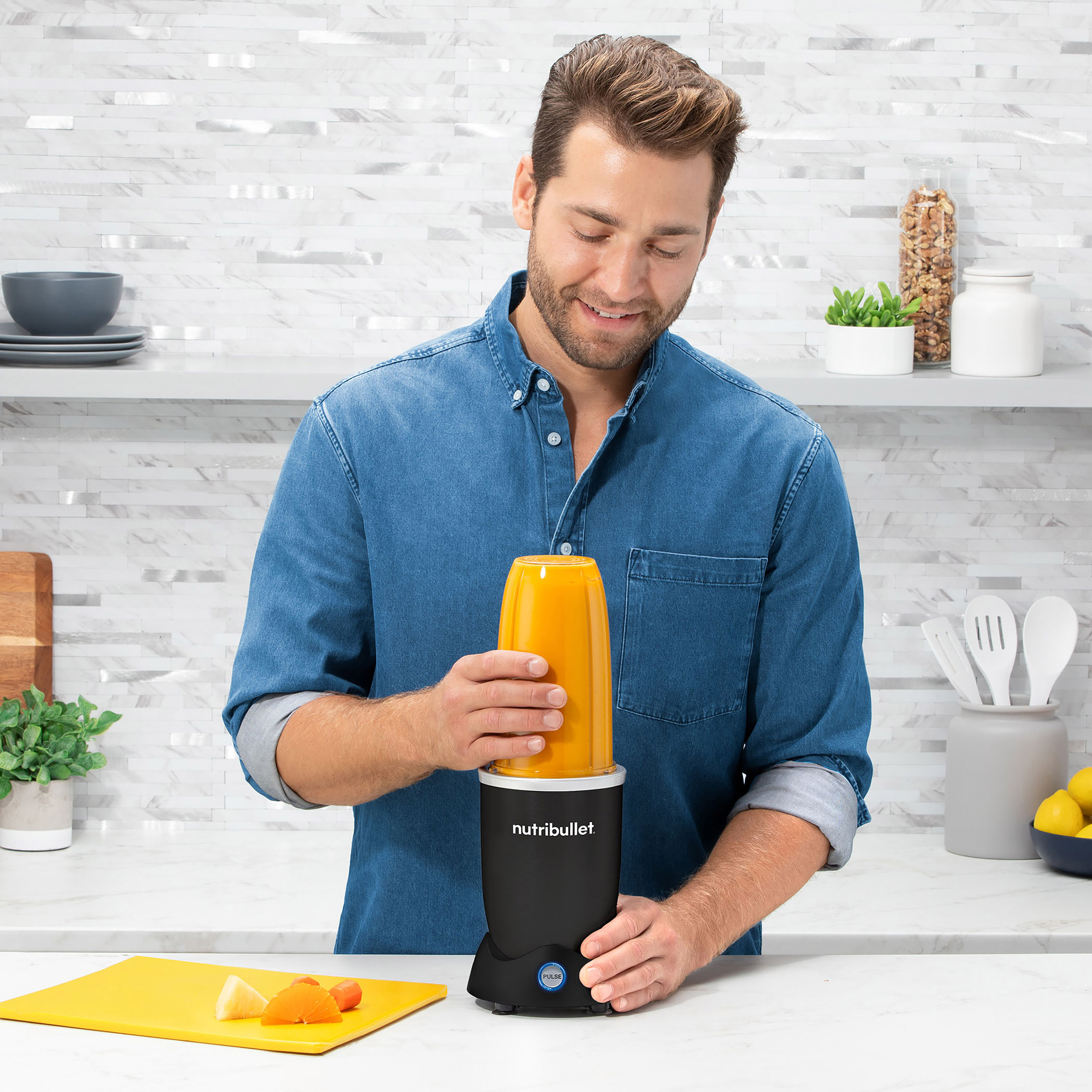 nutribullet Pro Plus 1200 Watt Personal Blender, Matte Black - Image 4