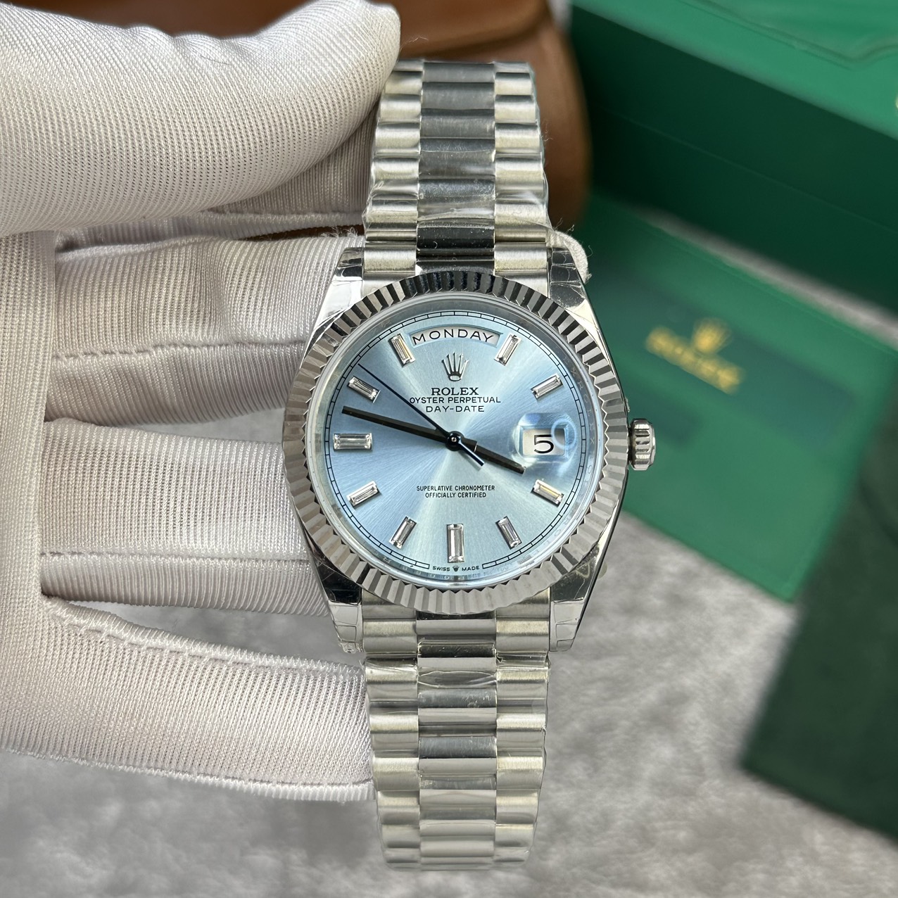 Rolex Replica Watches Day-Date 228236 Strap President V2 GM Factory 40mm - Elite Watch Atelier