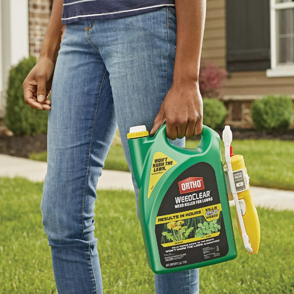 Ortho WeedClear 1 Gal. Ready To Use Weed Killer For Lawns with Comfort Wand