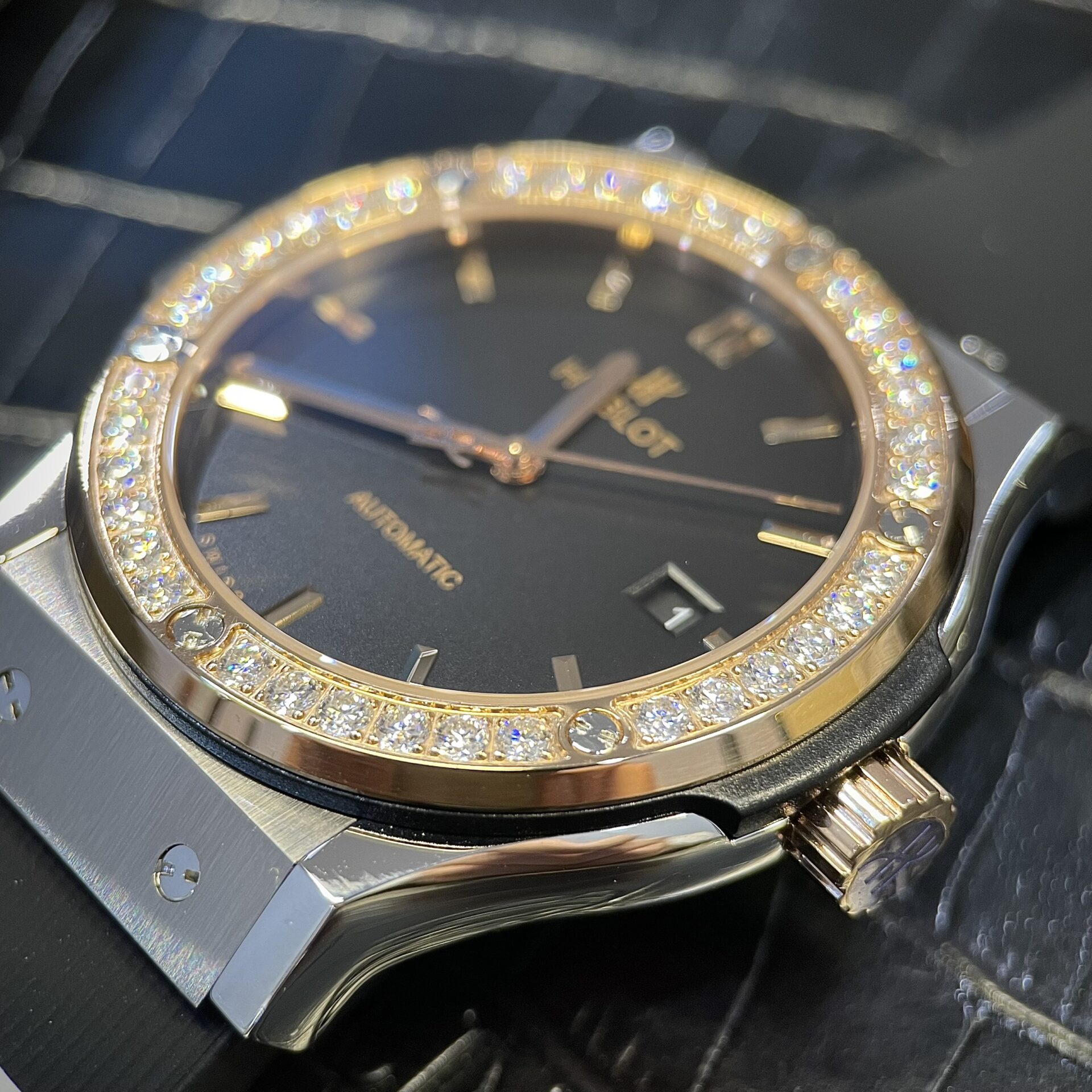 Hublot Replica Watch Demi With Moissanite Diamond Rubber Strap 42mm - Top club