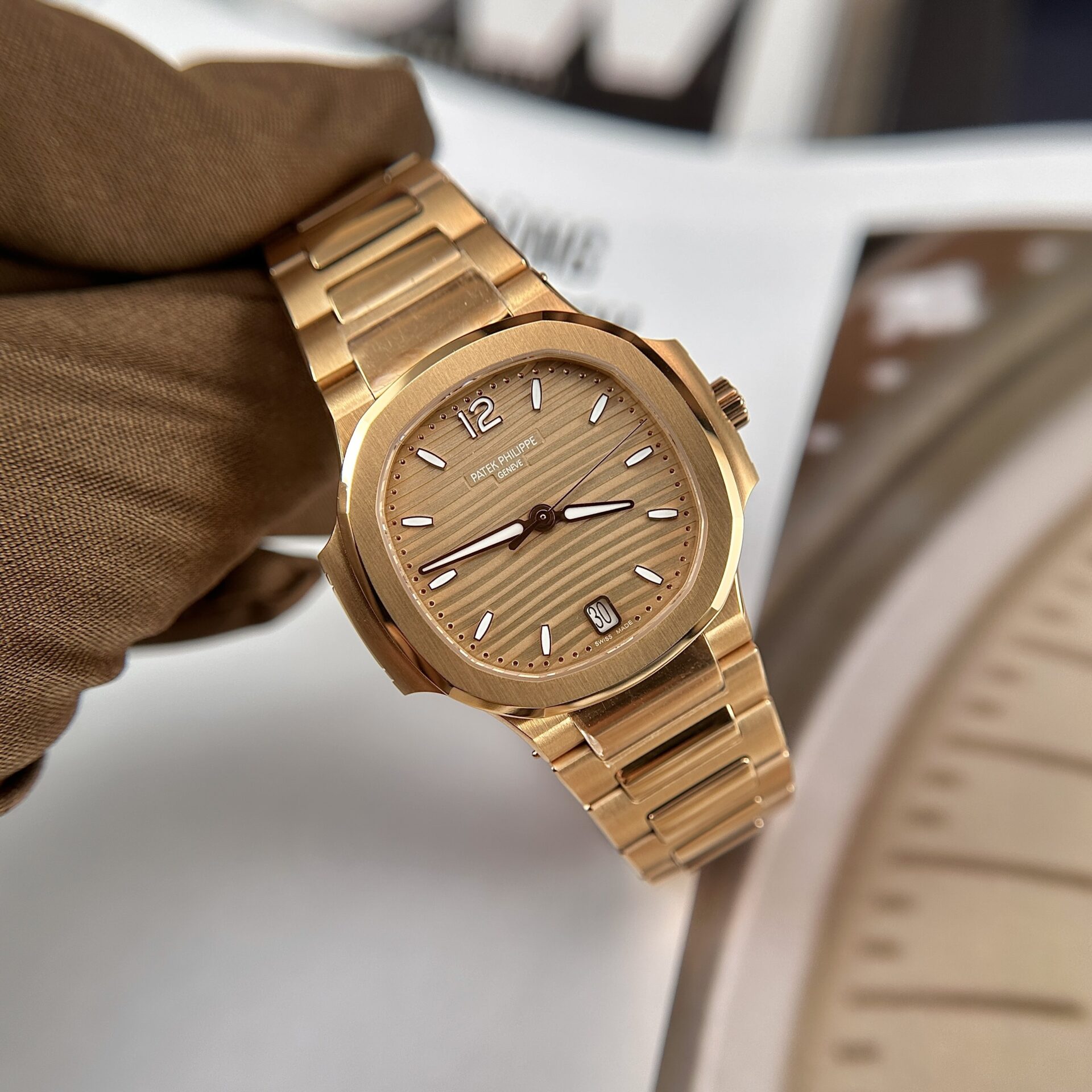 Patek Philippe Nautilus 7118 Replica Watch Rose Gold 3K Factory 35.2mm - Elite Watch Atelier
