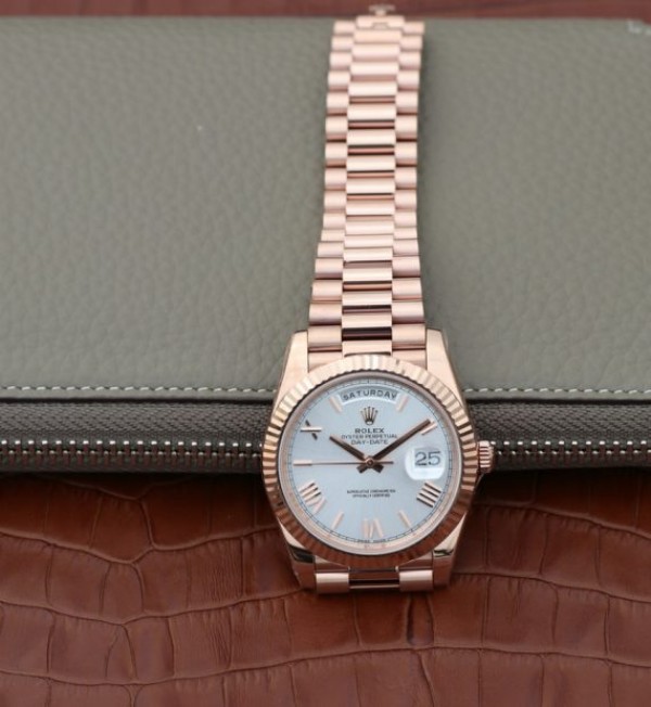 Replica Rolex Day-Date 40mm 228235 RG Noob Silver Dial Roman Markers RG President Bracelet A3255 - Elite Watch Atelier