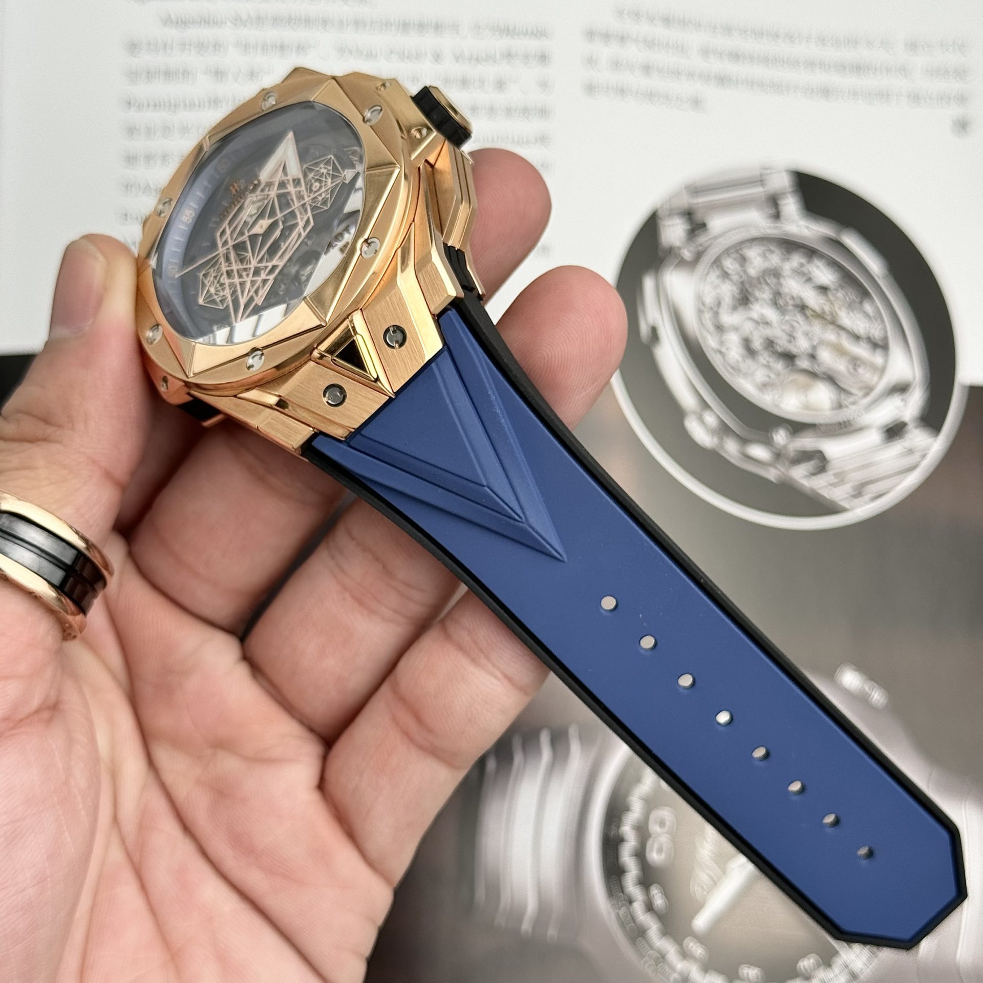 Hublot Replica Watch Big Bang Sang Bleu II King Gold Blue Dial BBF 45mm - Top club