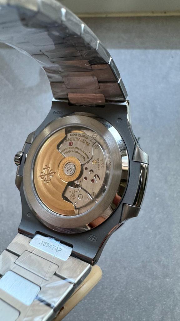 Replica PATEK PHILIPPE Nautilus 5811/1G PPF 1:1 Best Edition Grey Textured Dial on SS Bracelet Asian Cal.26-330CS - Top club