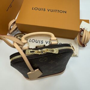 Louis Vuitton Alma backpack in the signature brown monogram canvas1:1High-quality replica