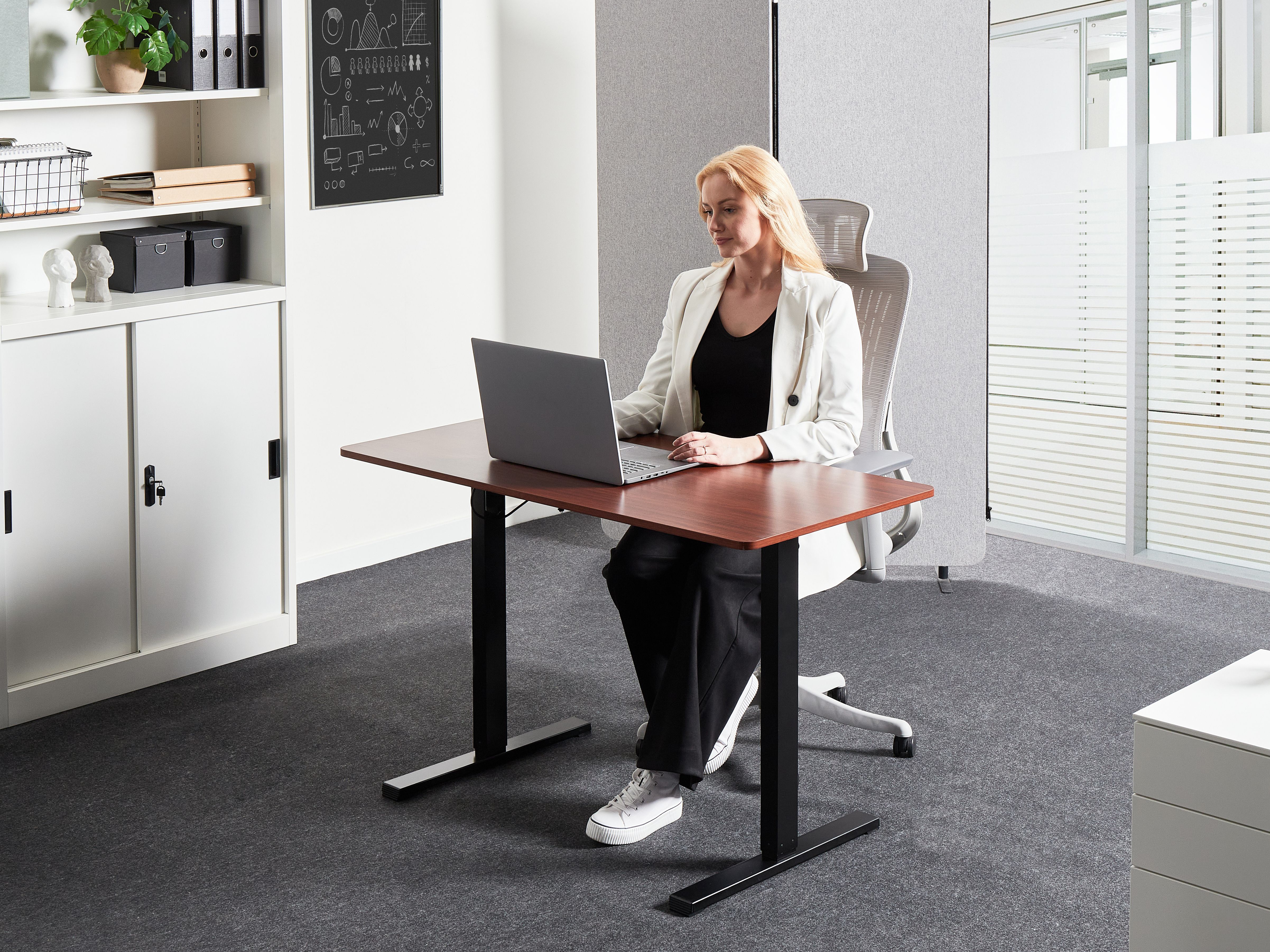Electric Adjustable Standing Desk TAVARES Brown/ Black 120 cm 60 cm