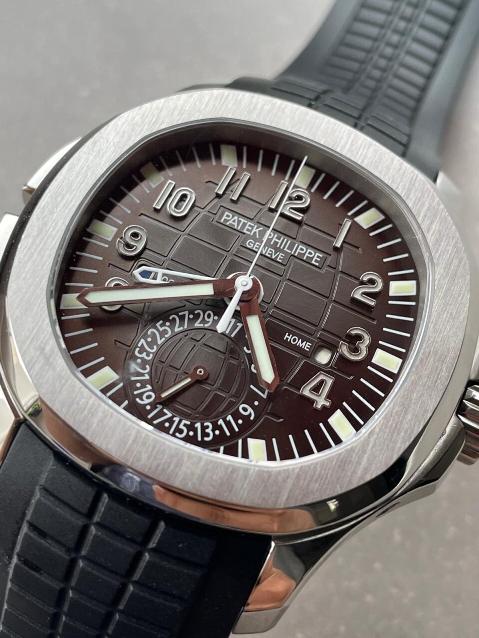 Replica PATEK PHILIPPE Aquanaut 5164A SS GRF BEST EDITION BLACK DIAL ON BLACK RUBBER STRAP A324 V2 - Elite Watch Atelier